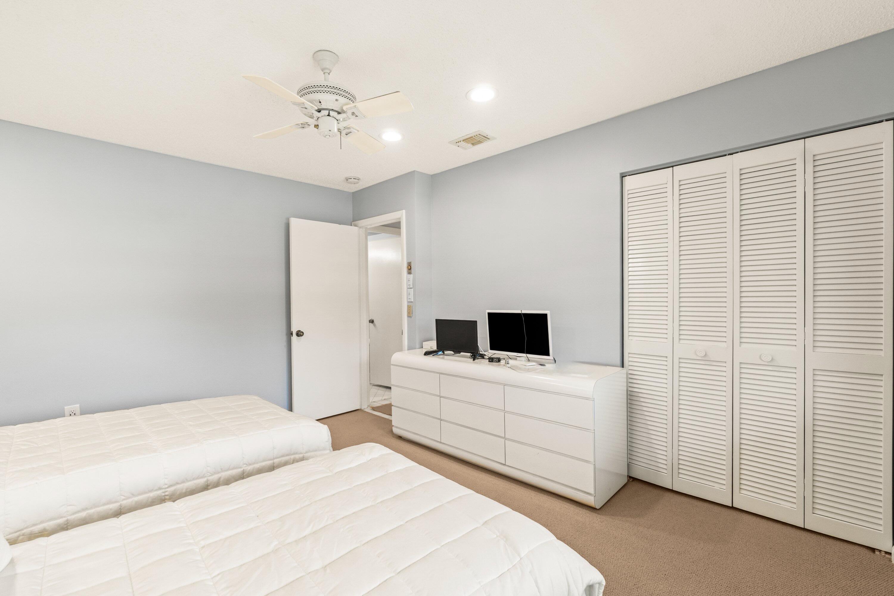 46 Stratford #D, Boynton Beach FL 33436