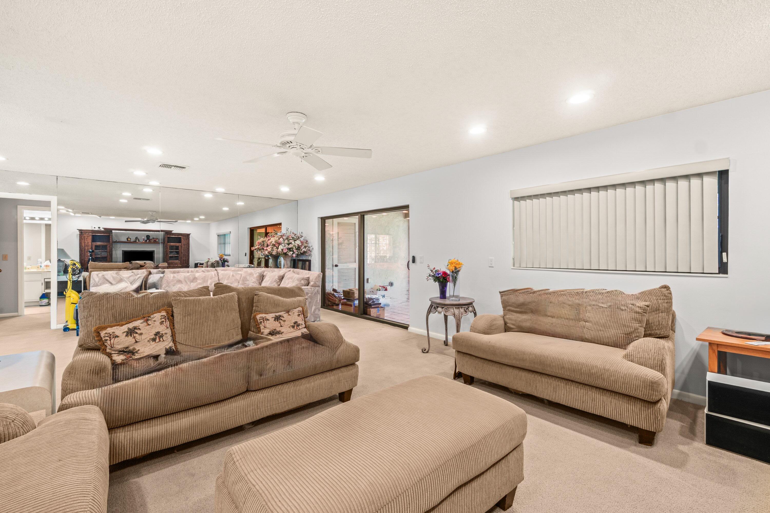 46 Stratford #D, Boynton Beach FL 33436