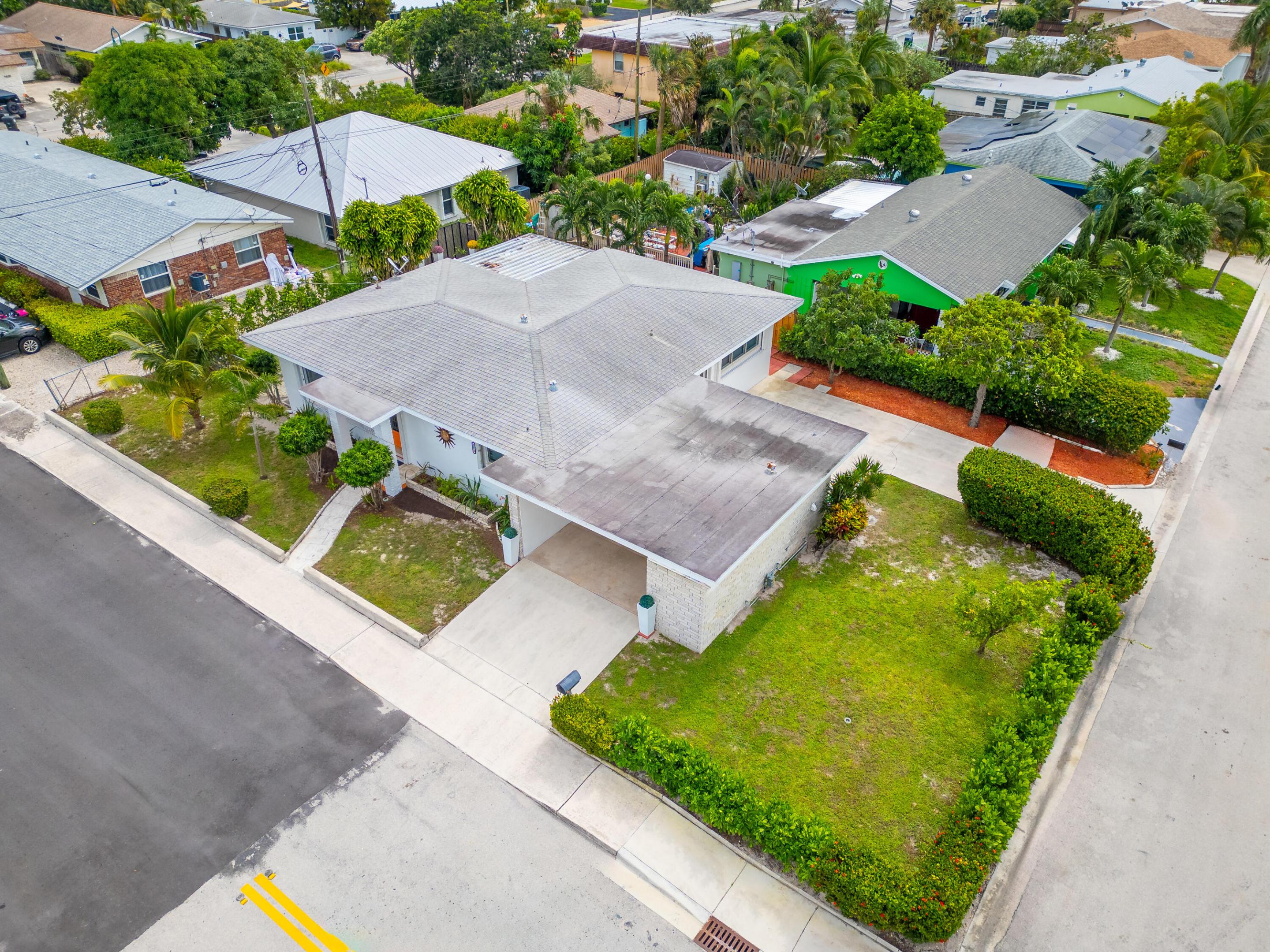 1428 N M, Lake Worth FL 33460