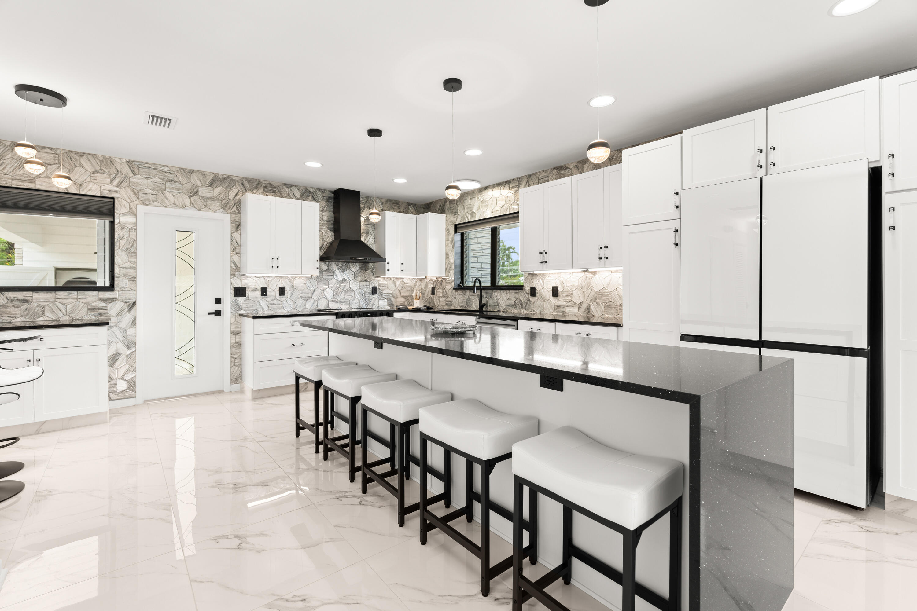 1428 N M, Lake Worth FL 33460