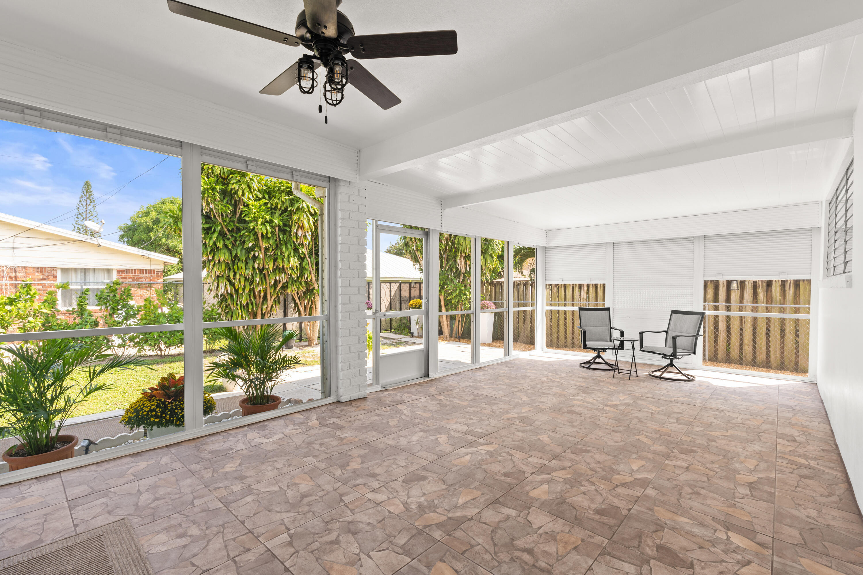 1428 N M, Lake Worth FL 33460