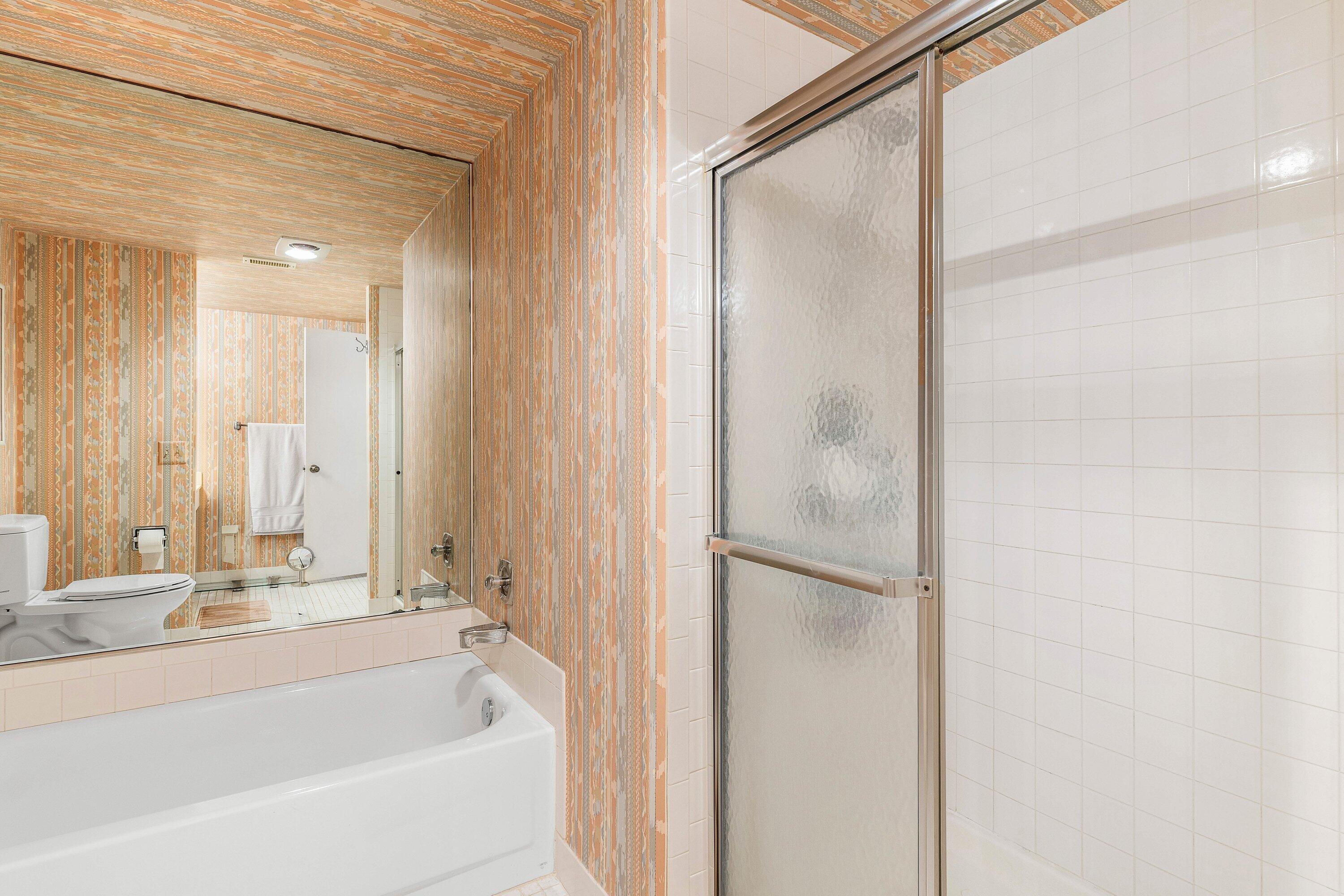 29 Stratford #B, Boynton Beach FL 33436