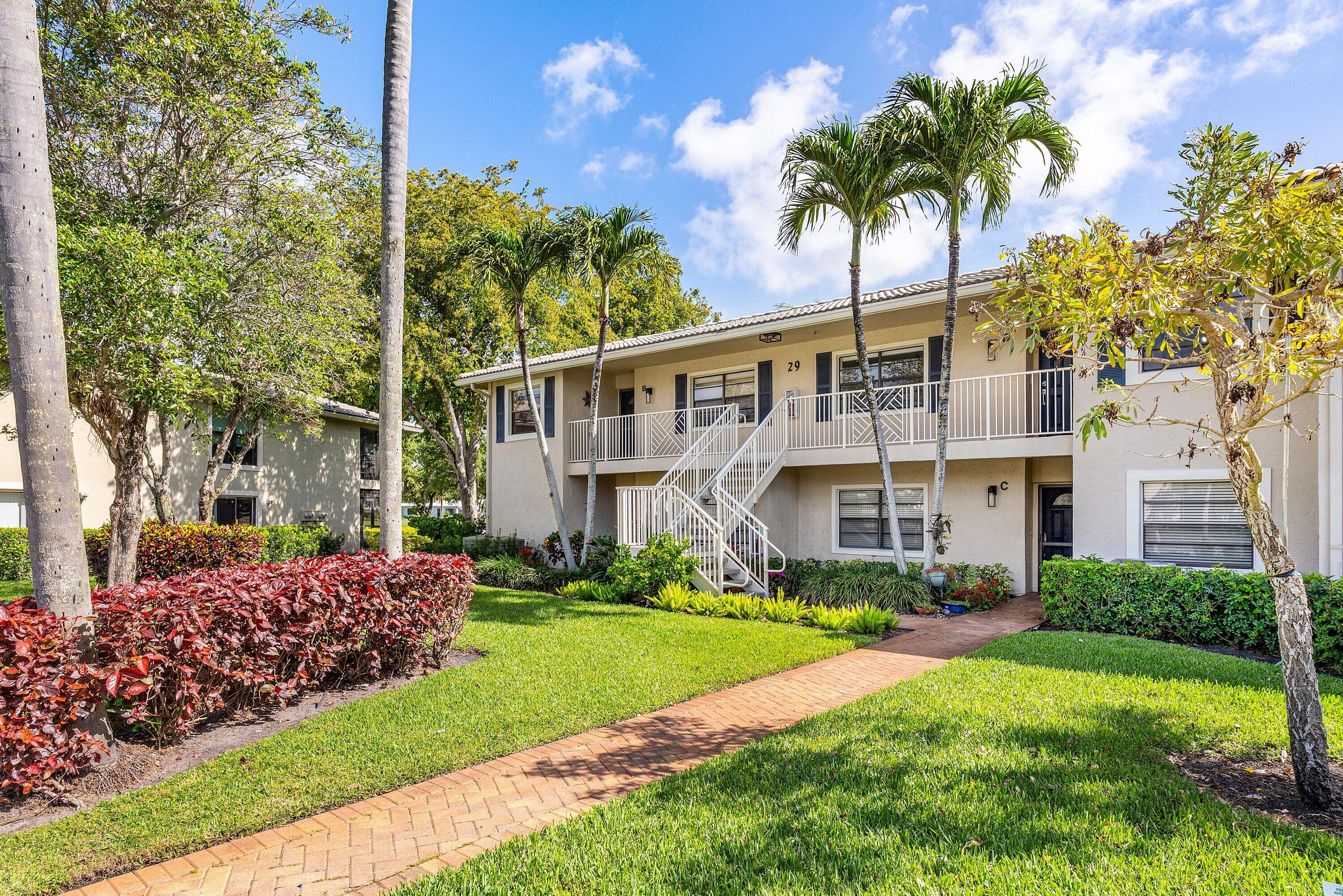 29 Stratford #B, Boynton Beach FL 33436
