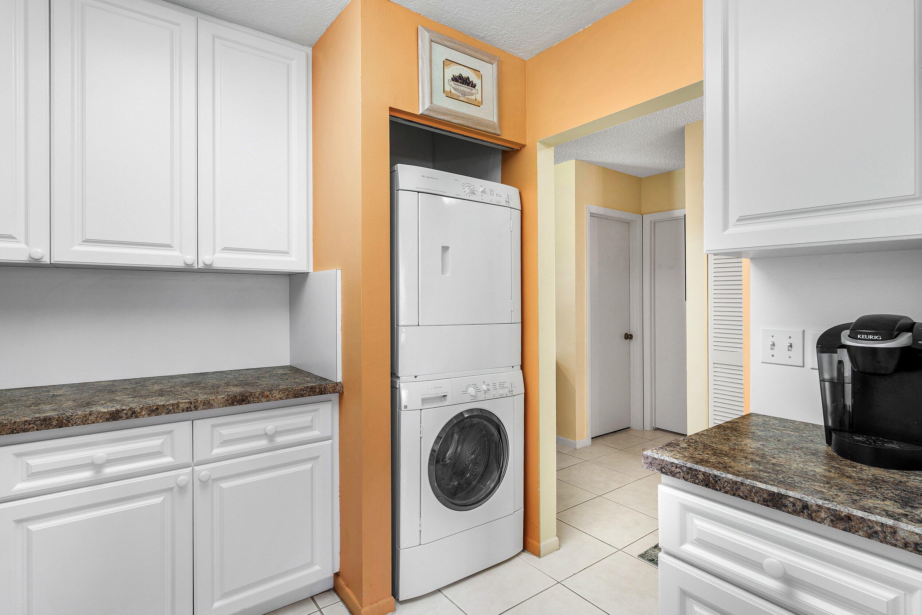29 Stratford #B, Boynton Beach FL 33436