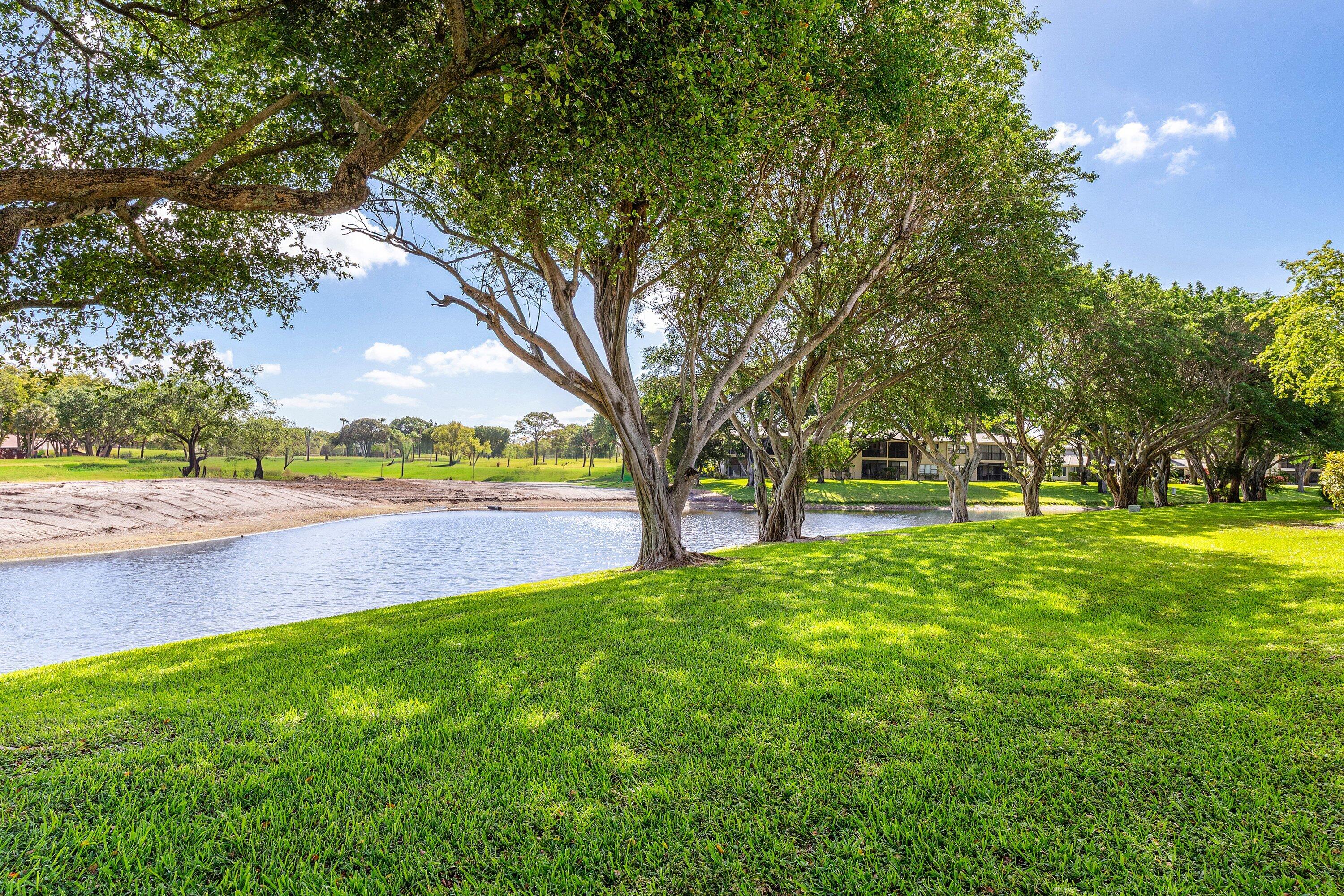 29 Stratford #B, Boynton Beach FL 33436
