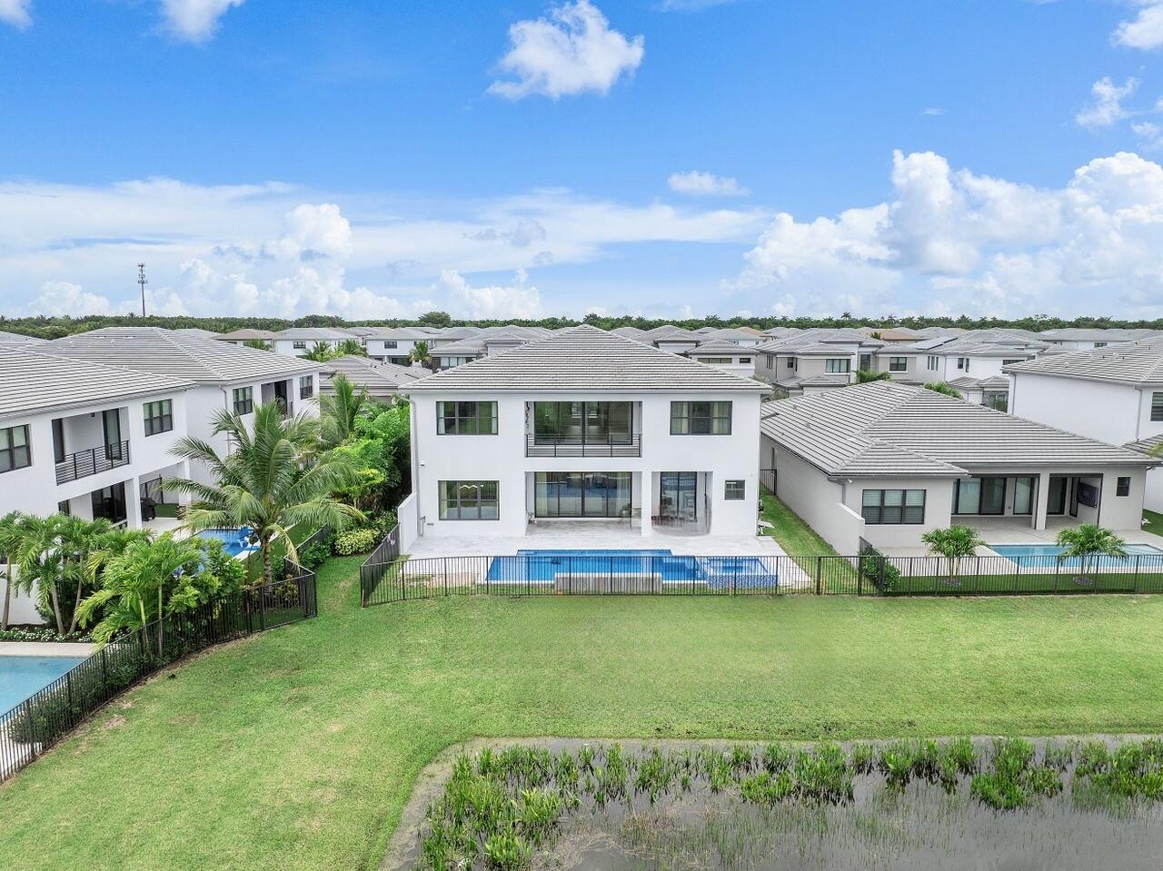 17057 Watersprite Lakes, Boca Raton FL 33496