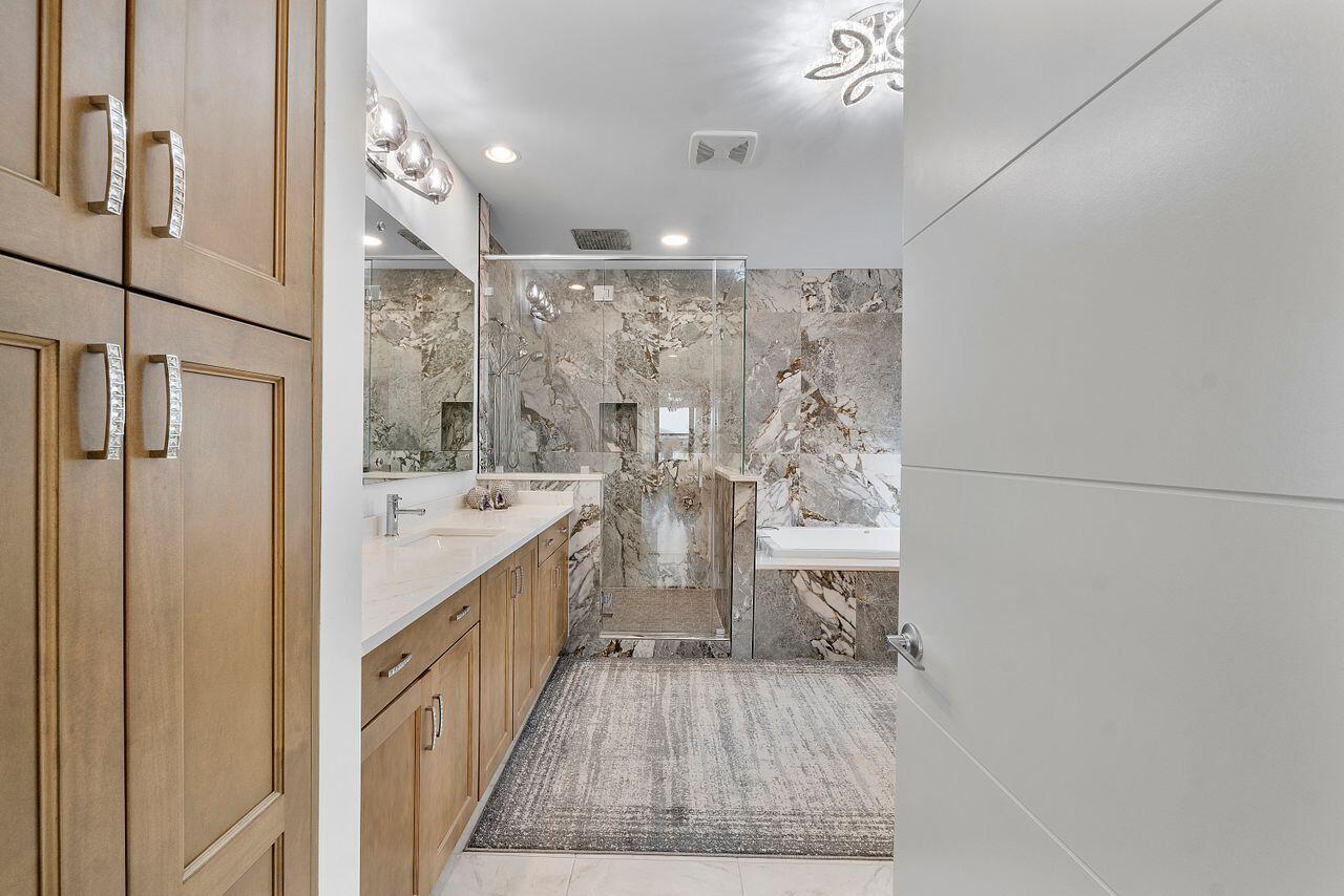 17057 Watersprite Lakes, Boca Raton FL 33496