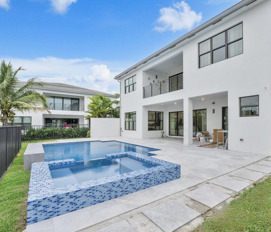 17057 Watersprite Lakes, Boca Raton FL 33496