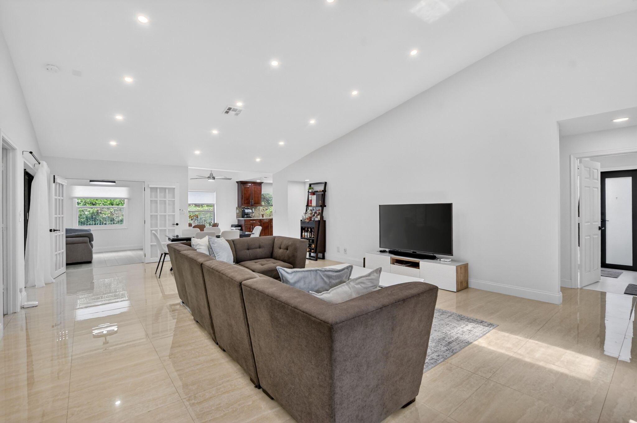 19700 Sedgefield, Boca Raton FL 33498