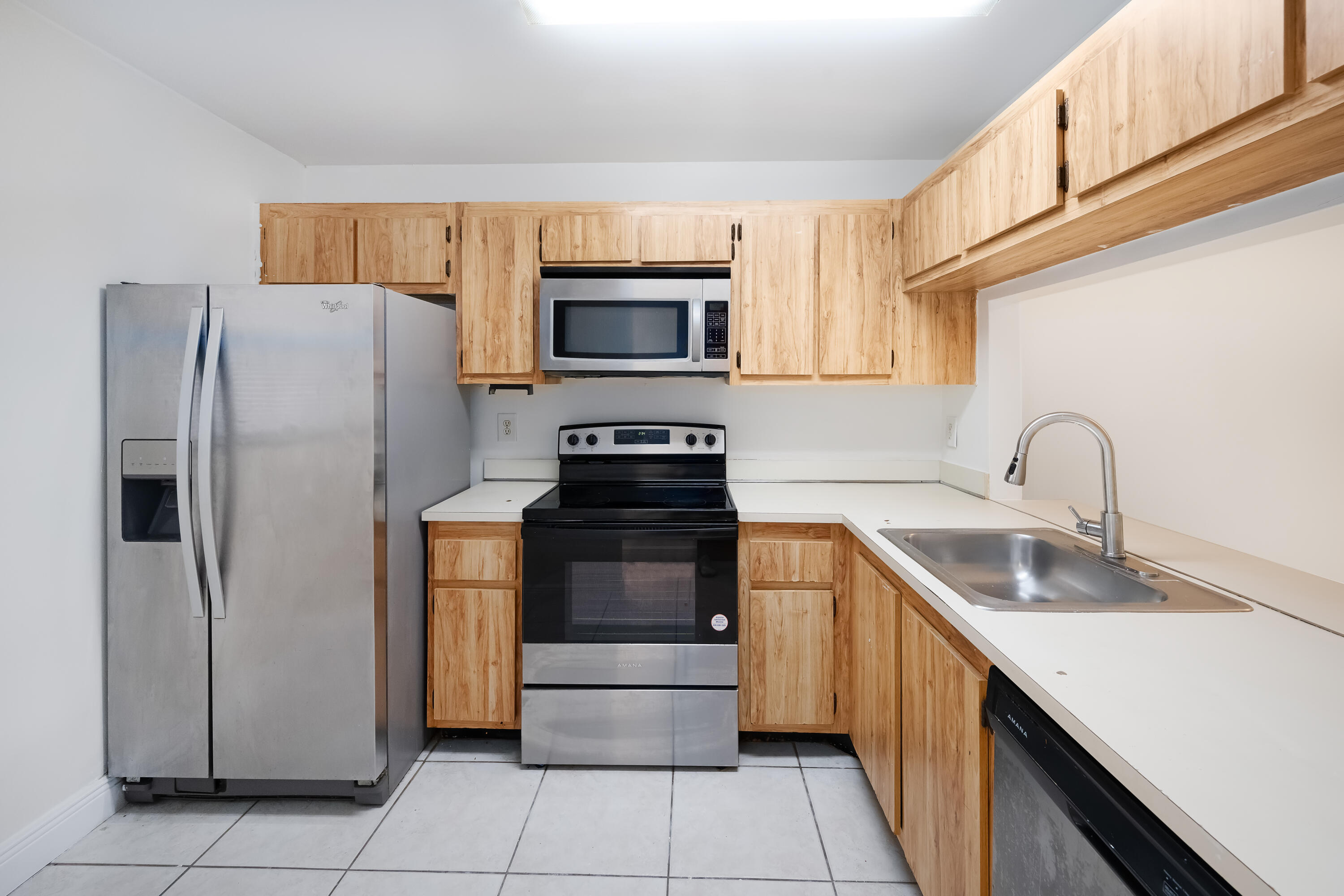 15813 W Waterside #206, Sunrise FL 33326
