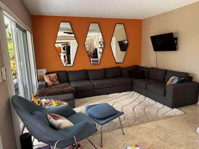 2901 33rd #1c, Fort Lauderdale FL 33308