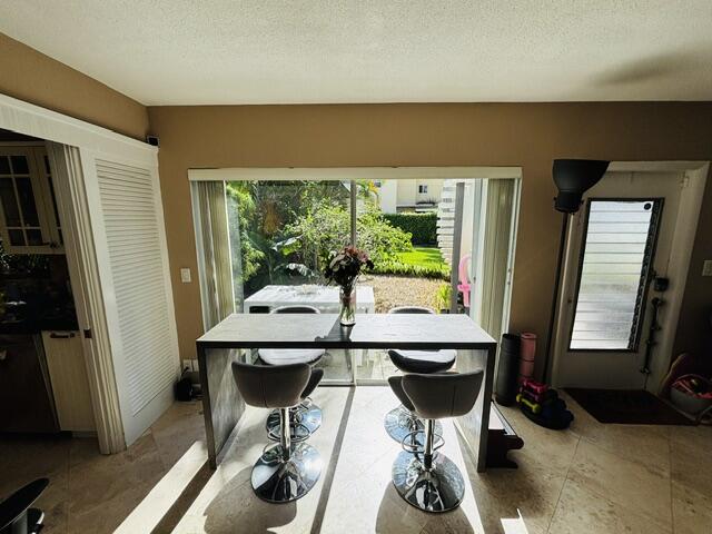 2901 33rd #1c, Fort Lauderdale FL 33308