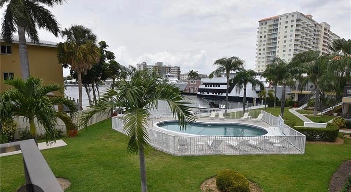 2901 33rd #1c, Fort Lauderdale FL 33308