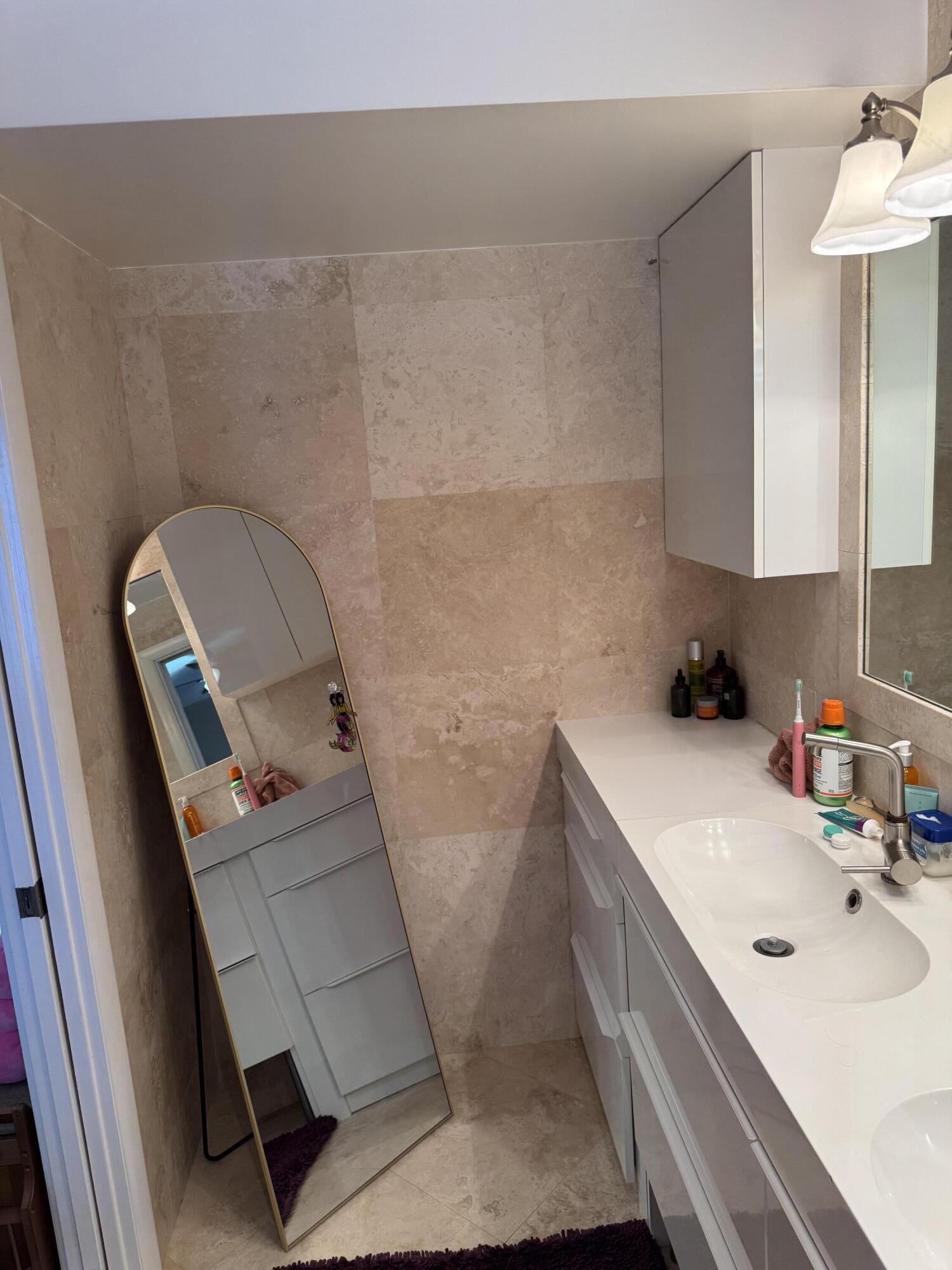 2901 33rd #1c, Fort Lauderdale FL 33308