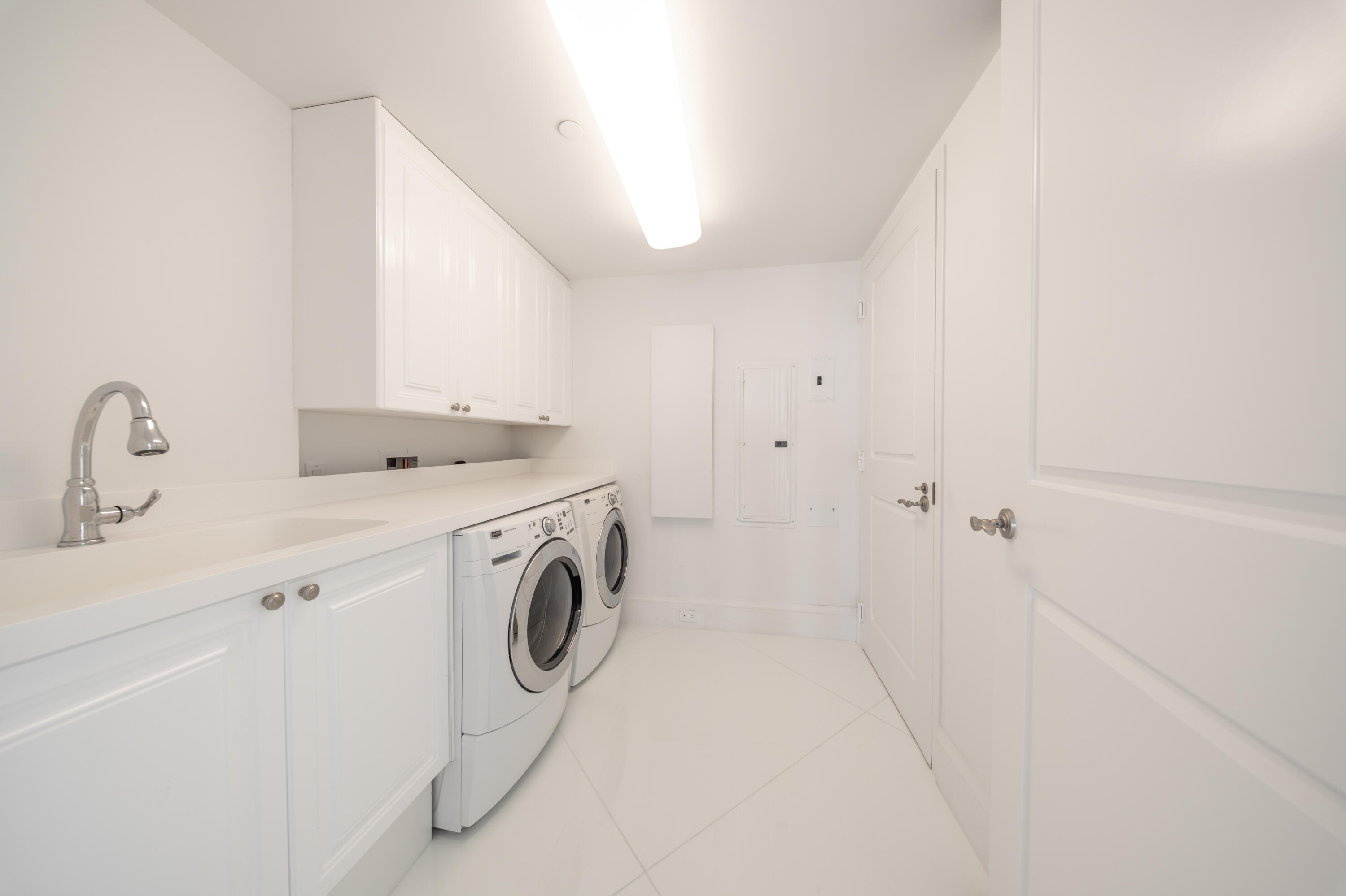 2700 N Ocean #2501a, Riviera Beach FL 33404