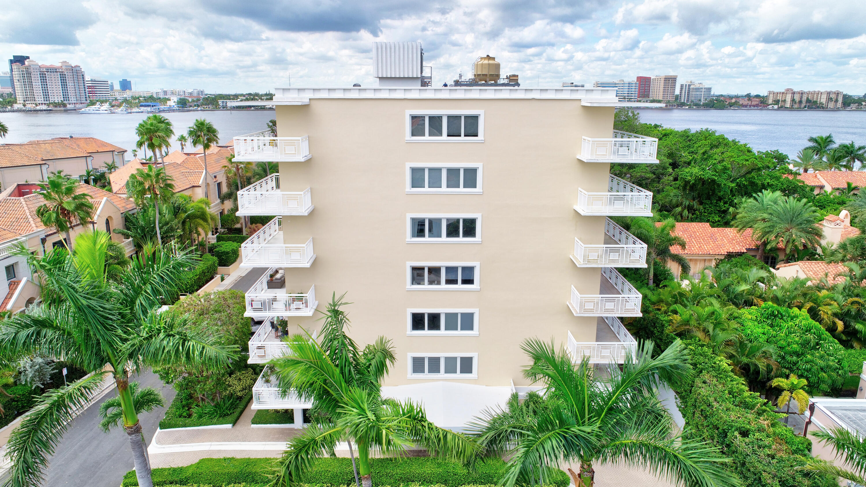 250 Bradley #408, Palm Beach FL 33480