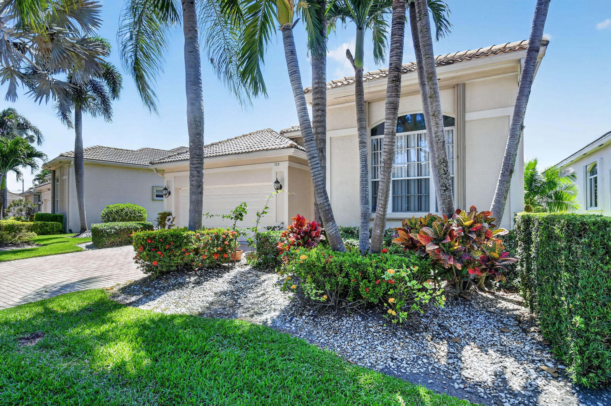 109 Palm, Atlantis FL 33462