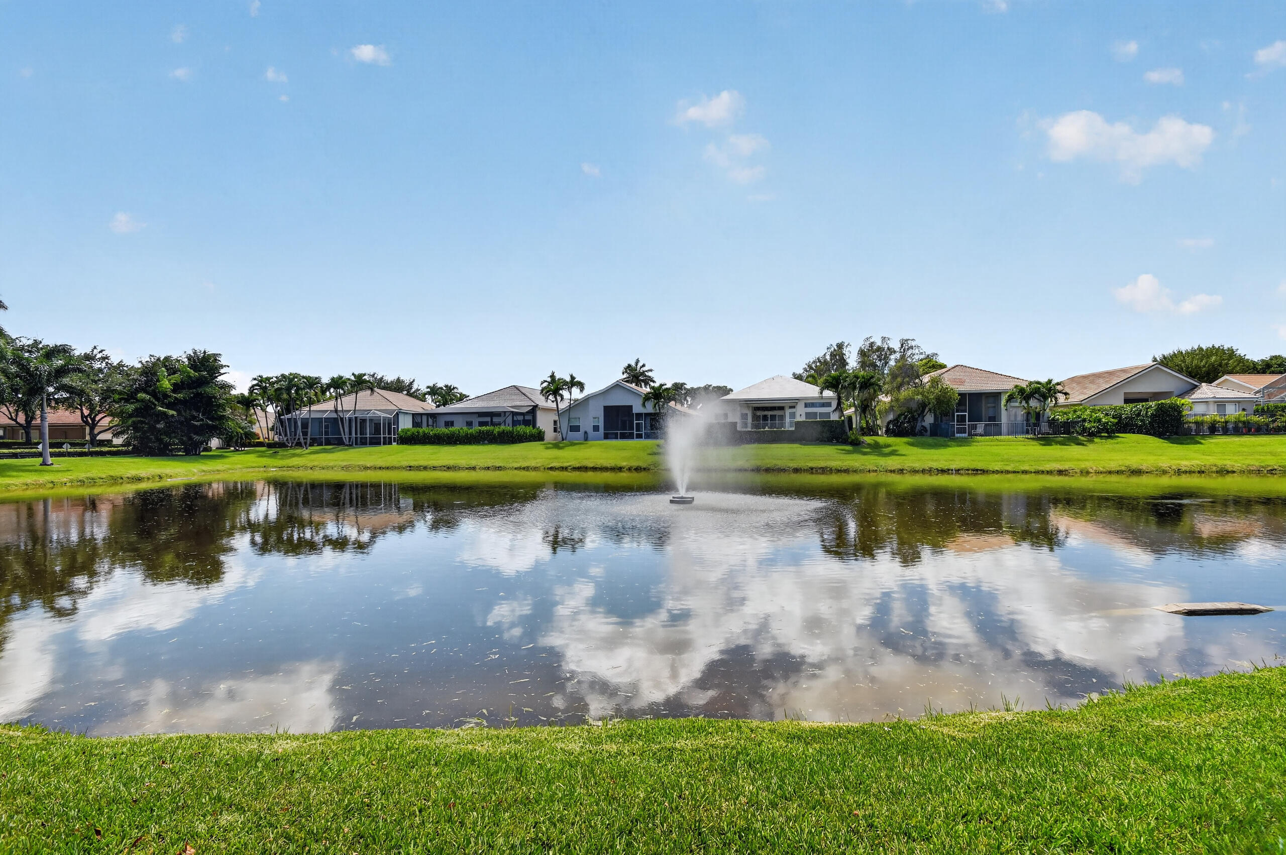 109 Palm, Atlantis FL 33462