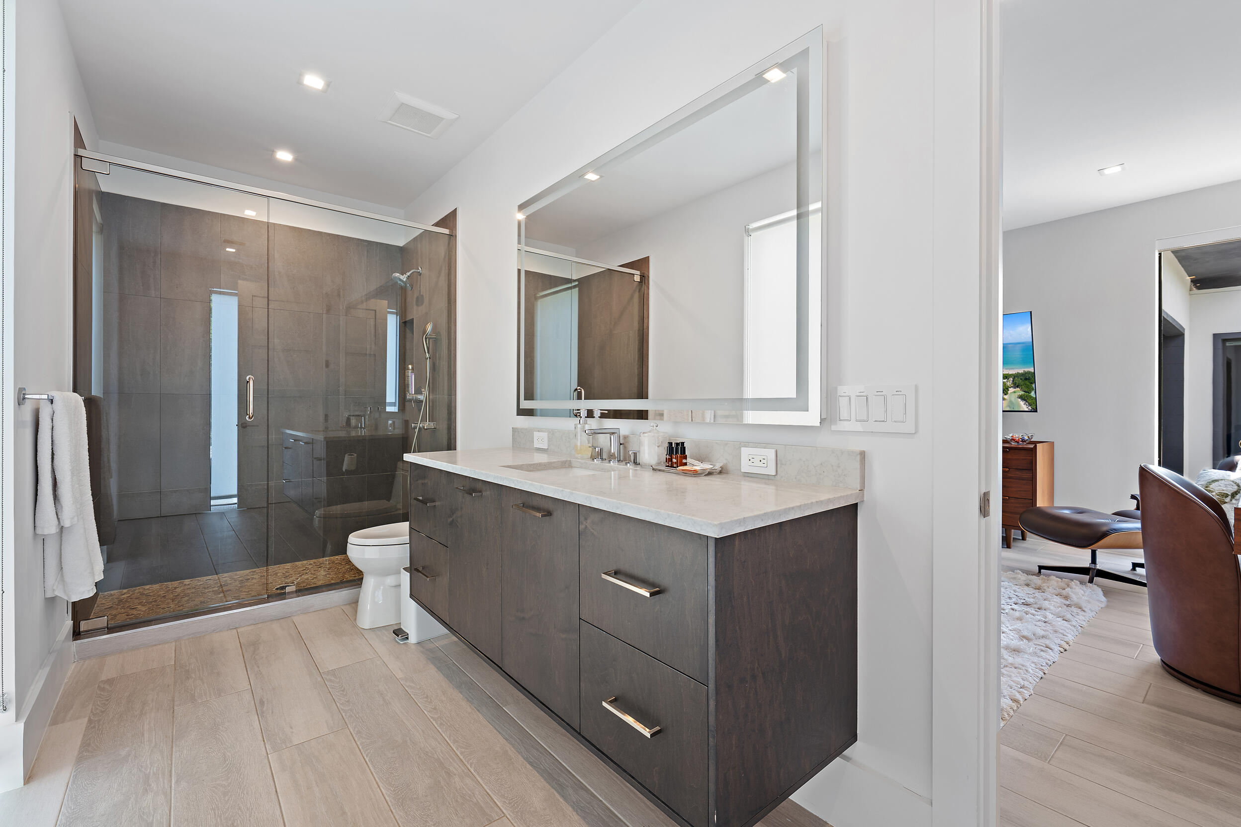 162 Commodore, Jupiter FL 33477