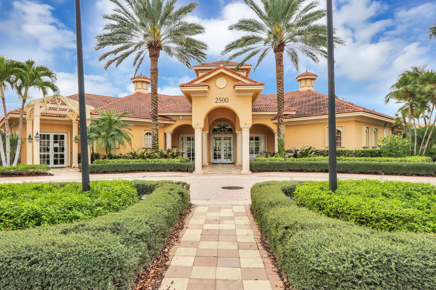 2502 Gardens, Palm Beach Gardens FL 33410
