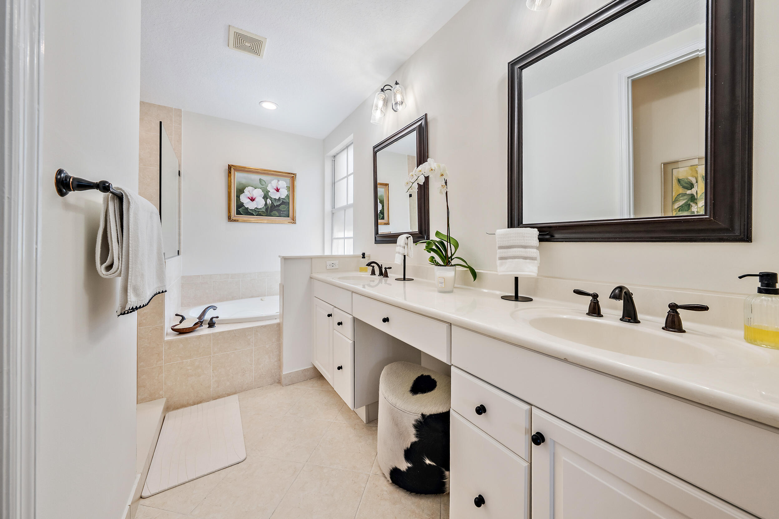 2502 Gardens, Palm Beach Gardens FL 33410