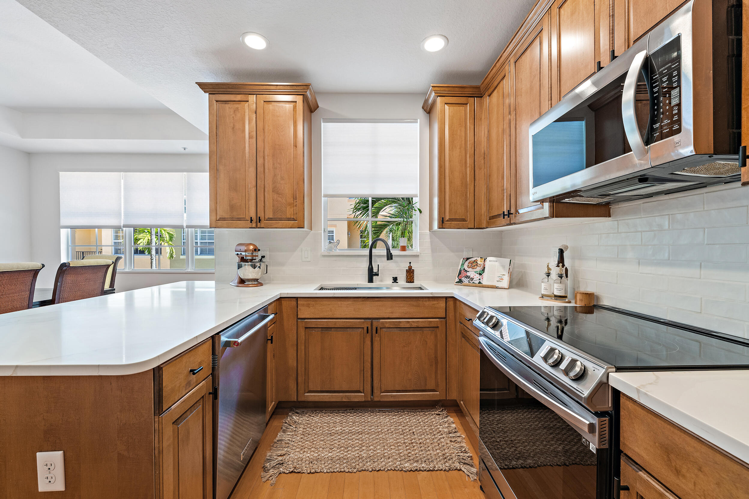 2502 Gardens, Palm Beach Gardens FL 33410
