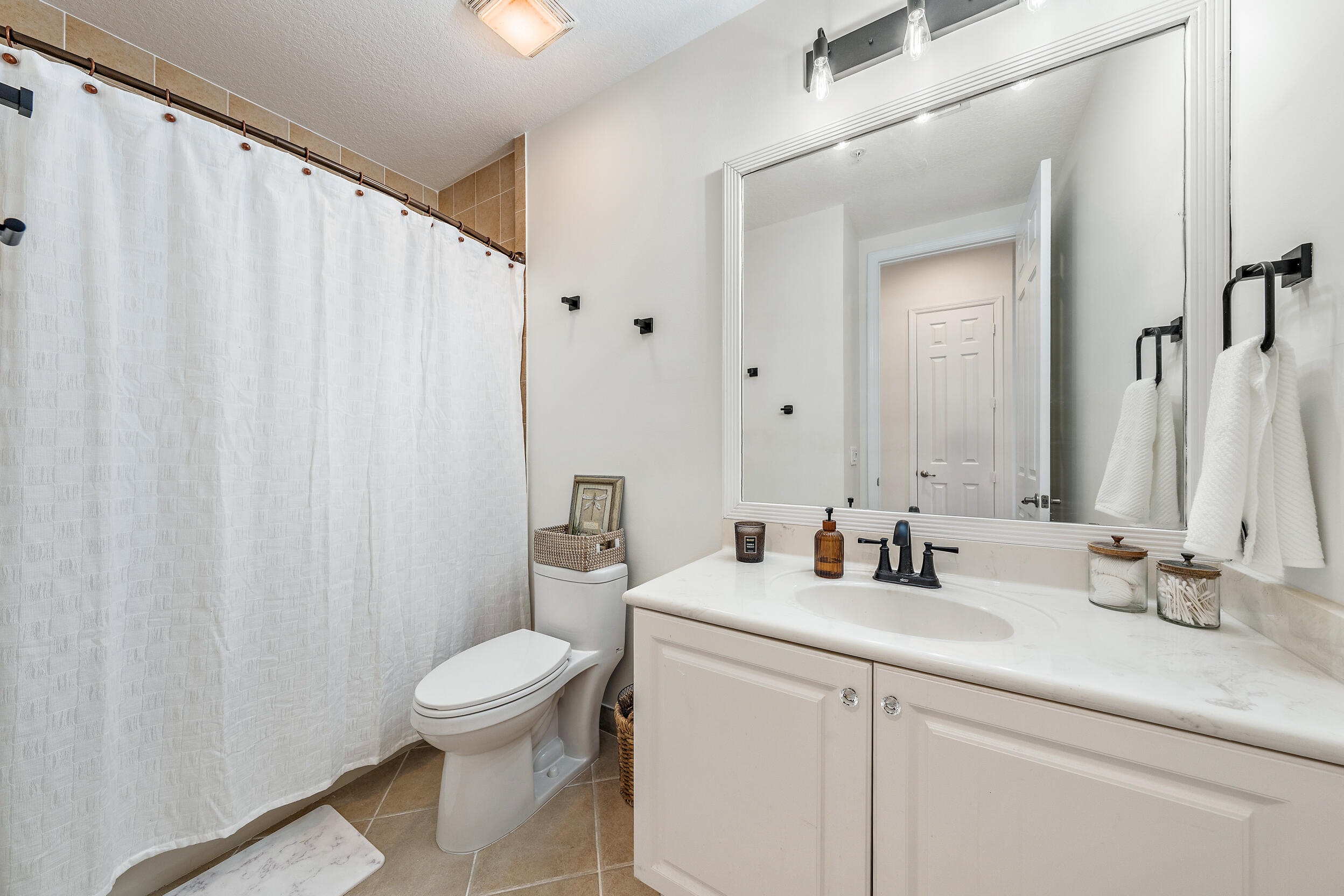 2502 Gardens, Palm Beach Gardens FL 33410