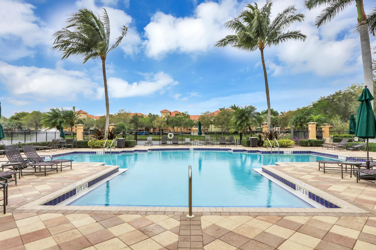 2502 Gardens, Palm Beach Gardens FL 33410