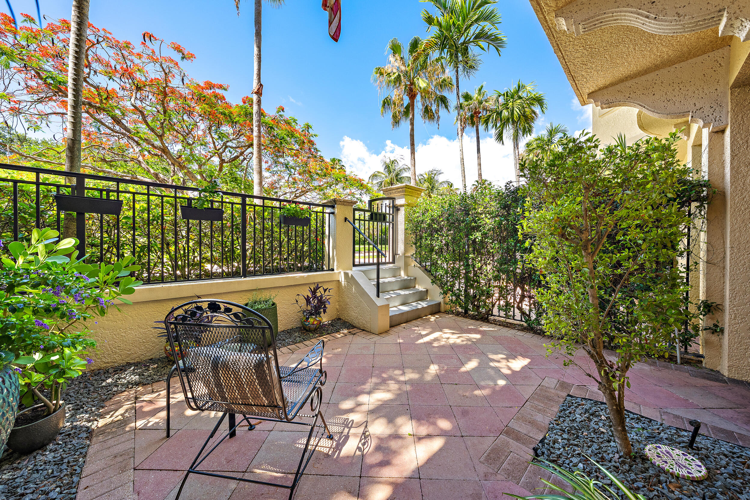 2502 Gardens, Palm Beach Gardens FL 33410