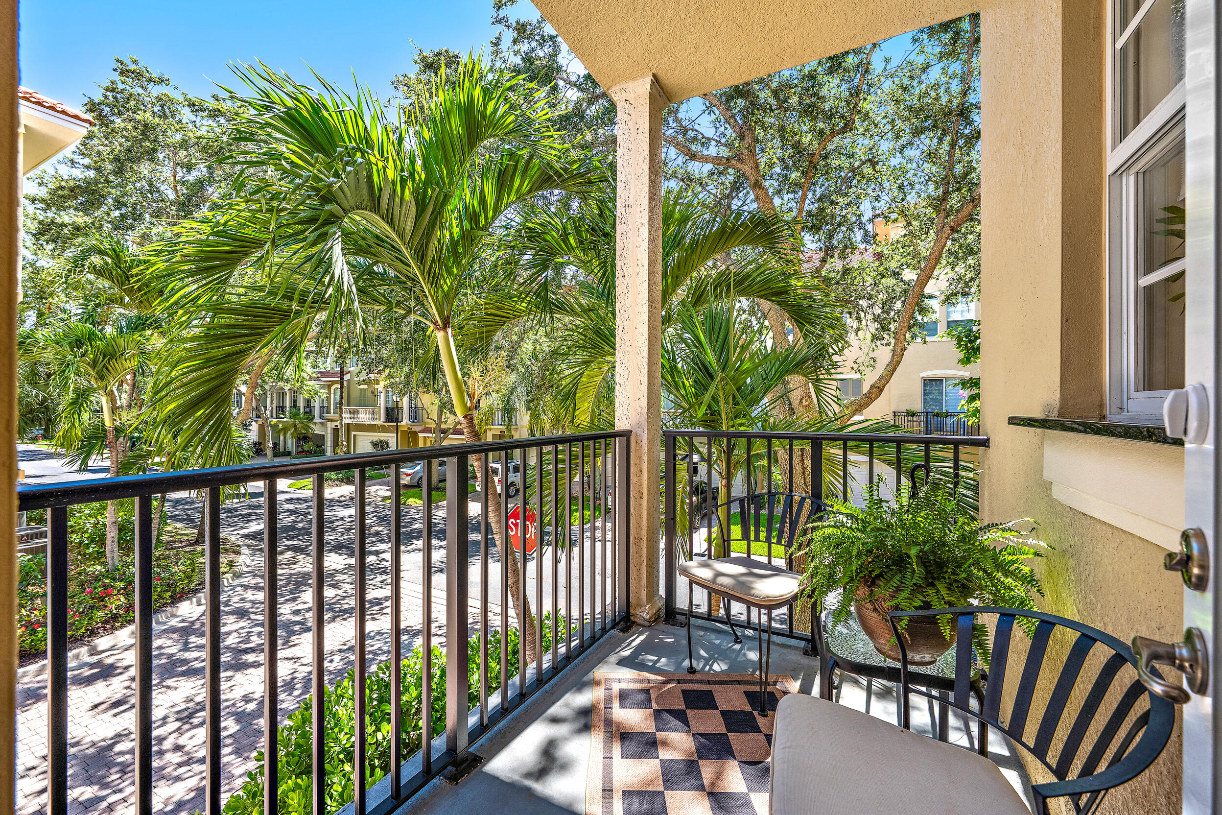 2502 Gardens, Palm Beach Gardens FL 33410