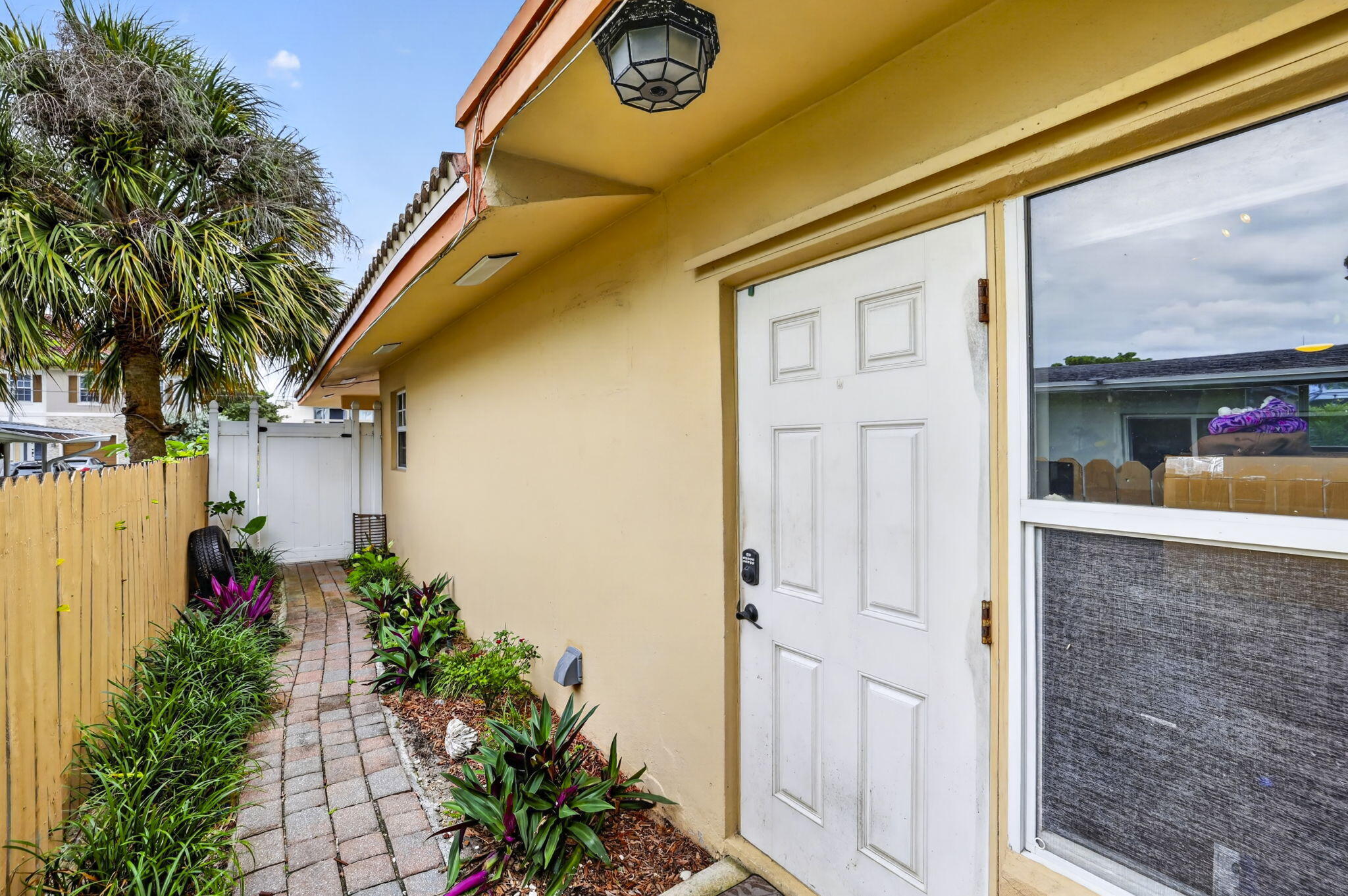 3207 Marine #C, Pompano Beach FL 33062