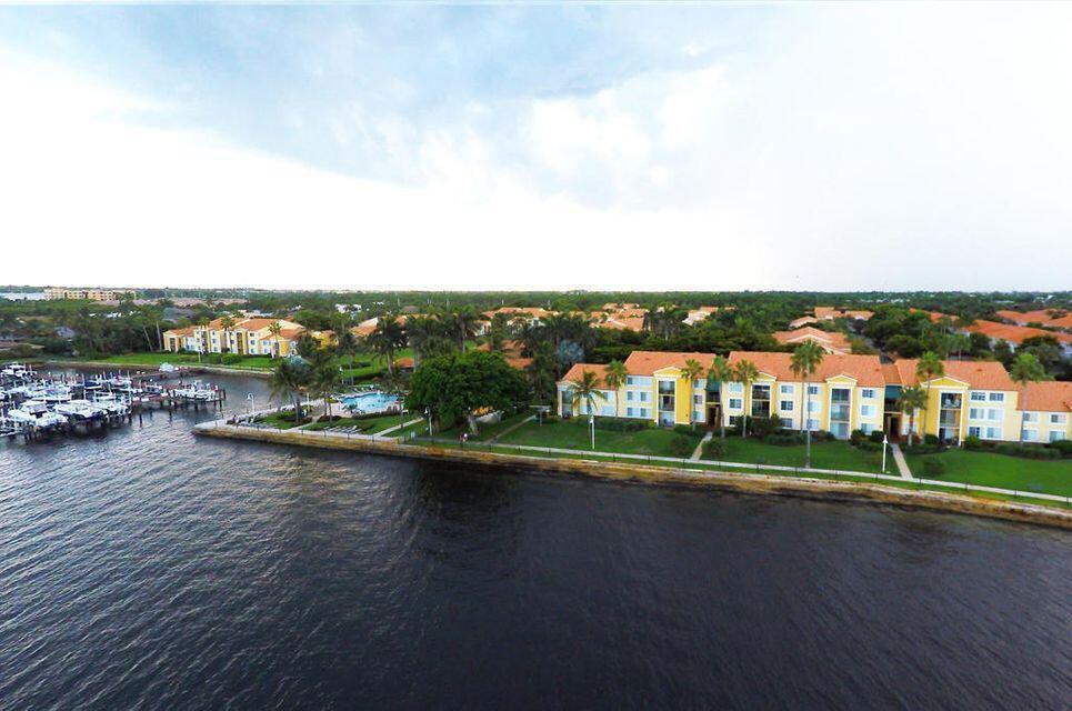 140 Yacht Club #206, Hypoluxo FL 33462