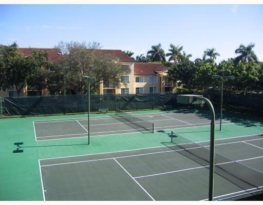 140 Yacht Club #206, Hypoluxo FL 33462