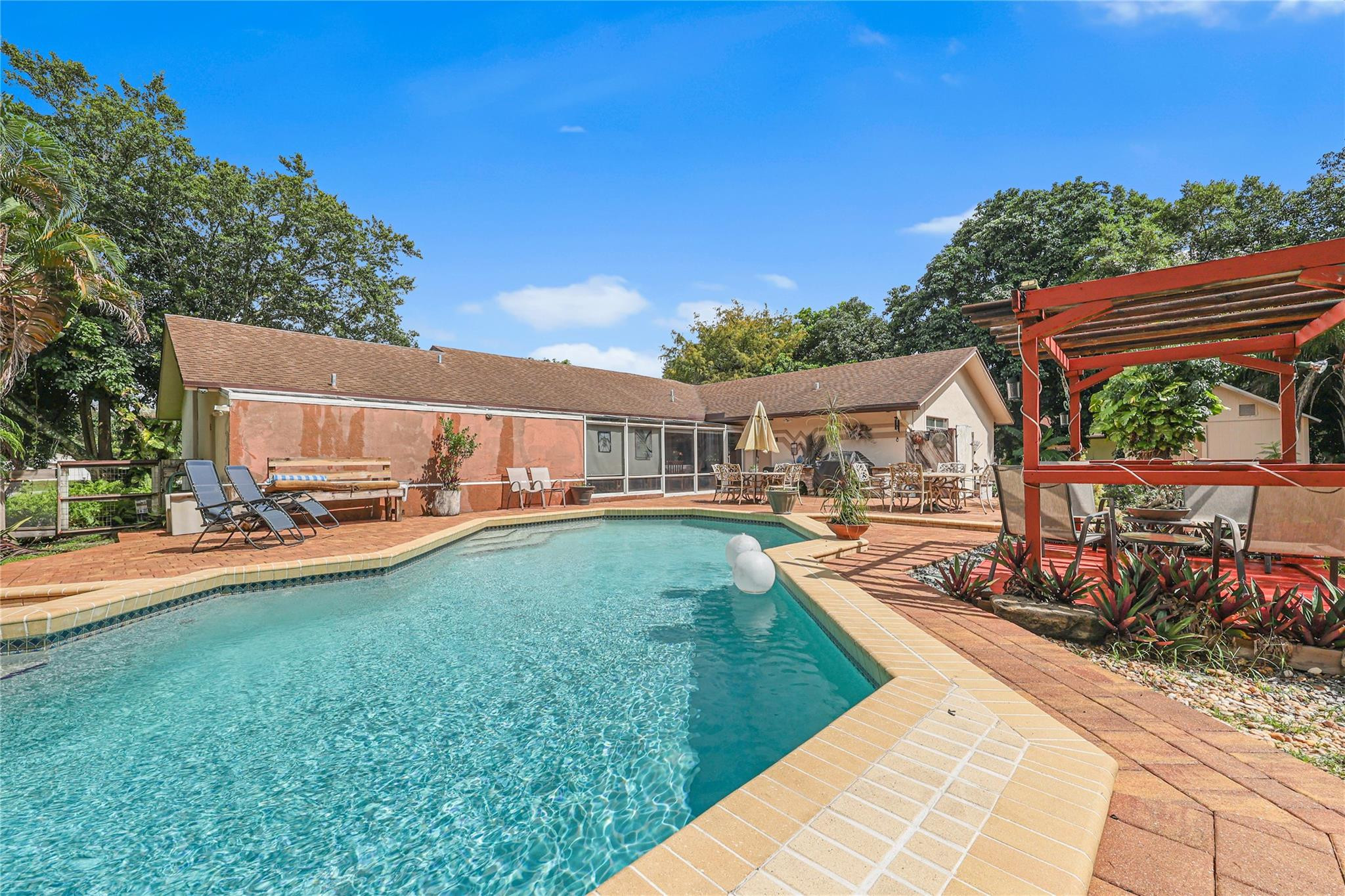 9700 NW 28th, Cooper City FL 33024