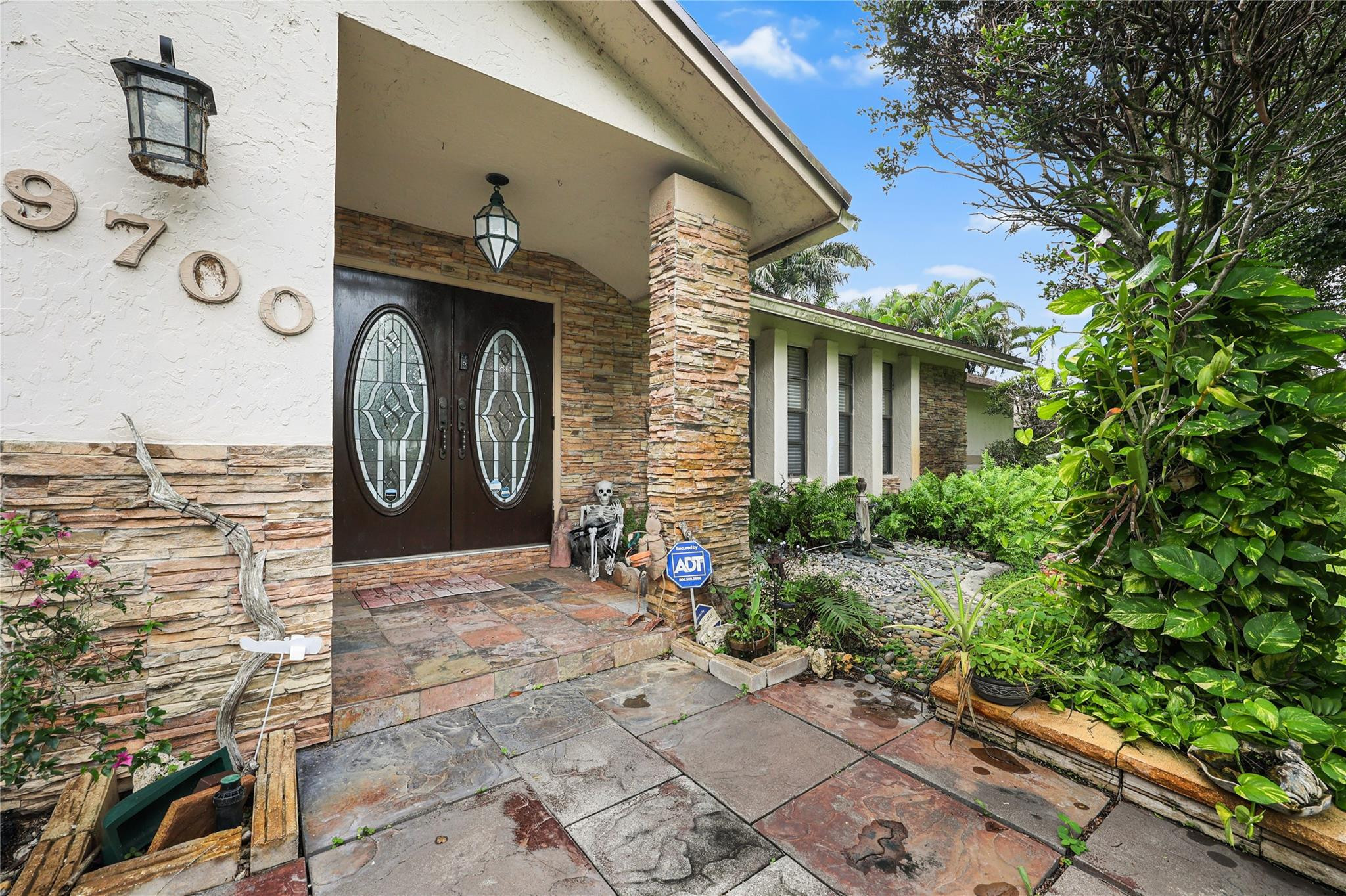 9700 NW 28th, Cooper City FL 33024