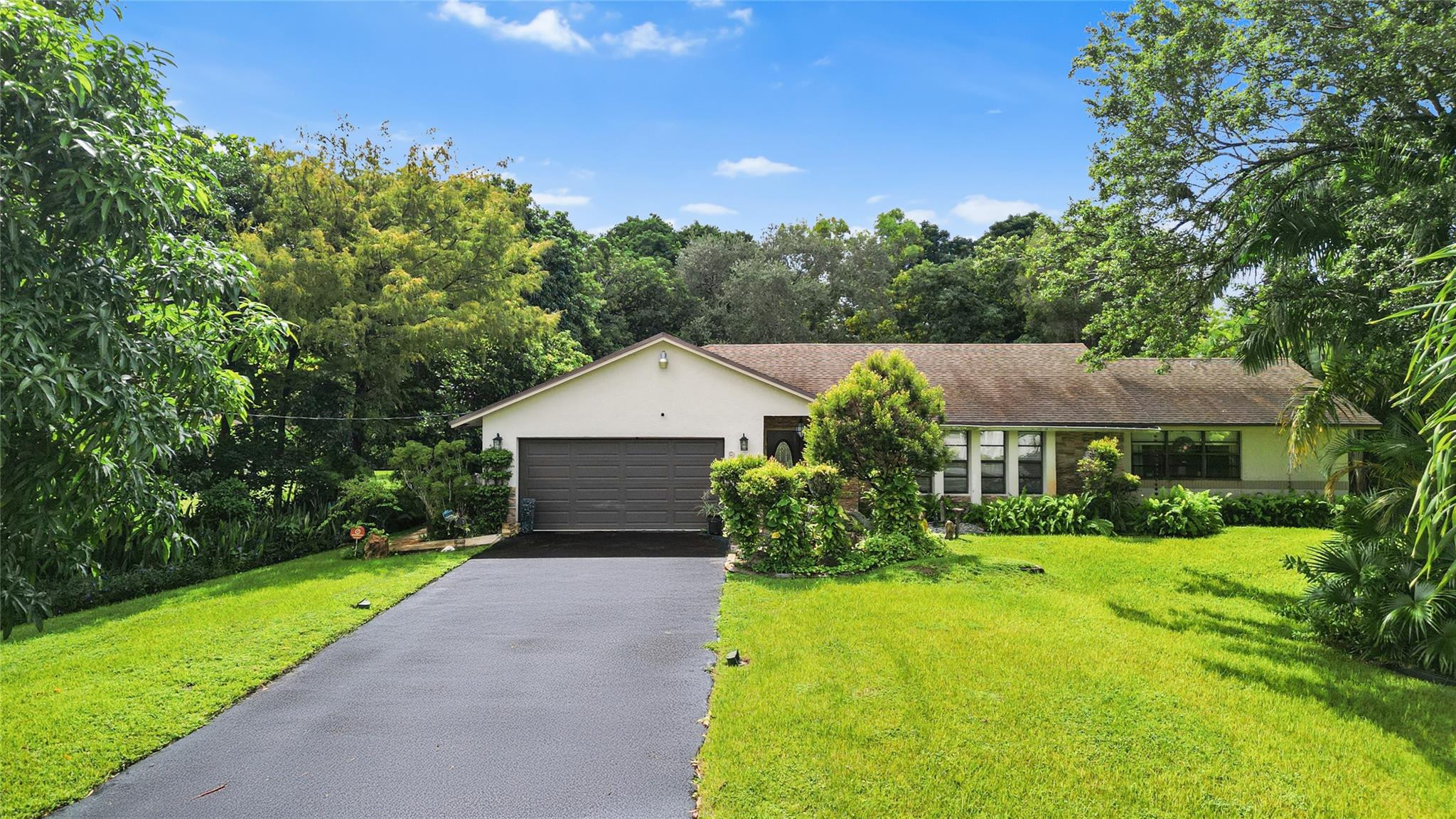9700 NW 28th, Cooper City FL 33024