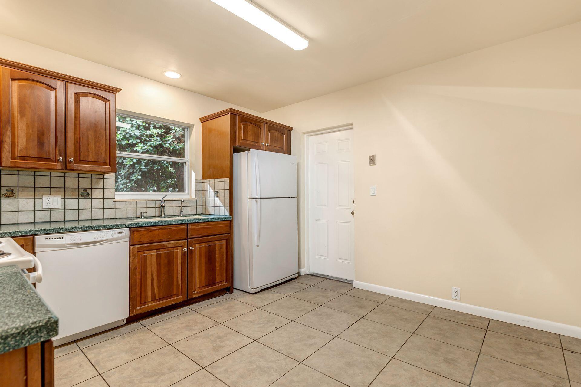118 Linda, West Palm Beach FL 33405