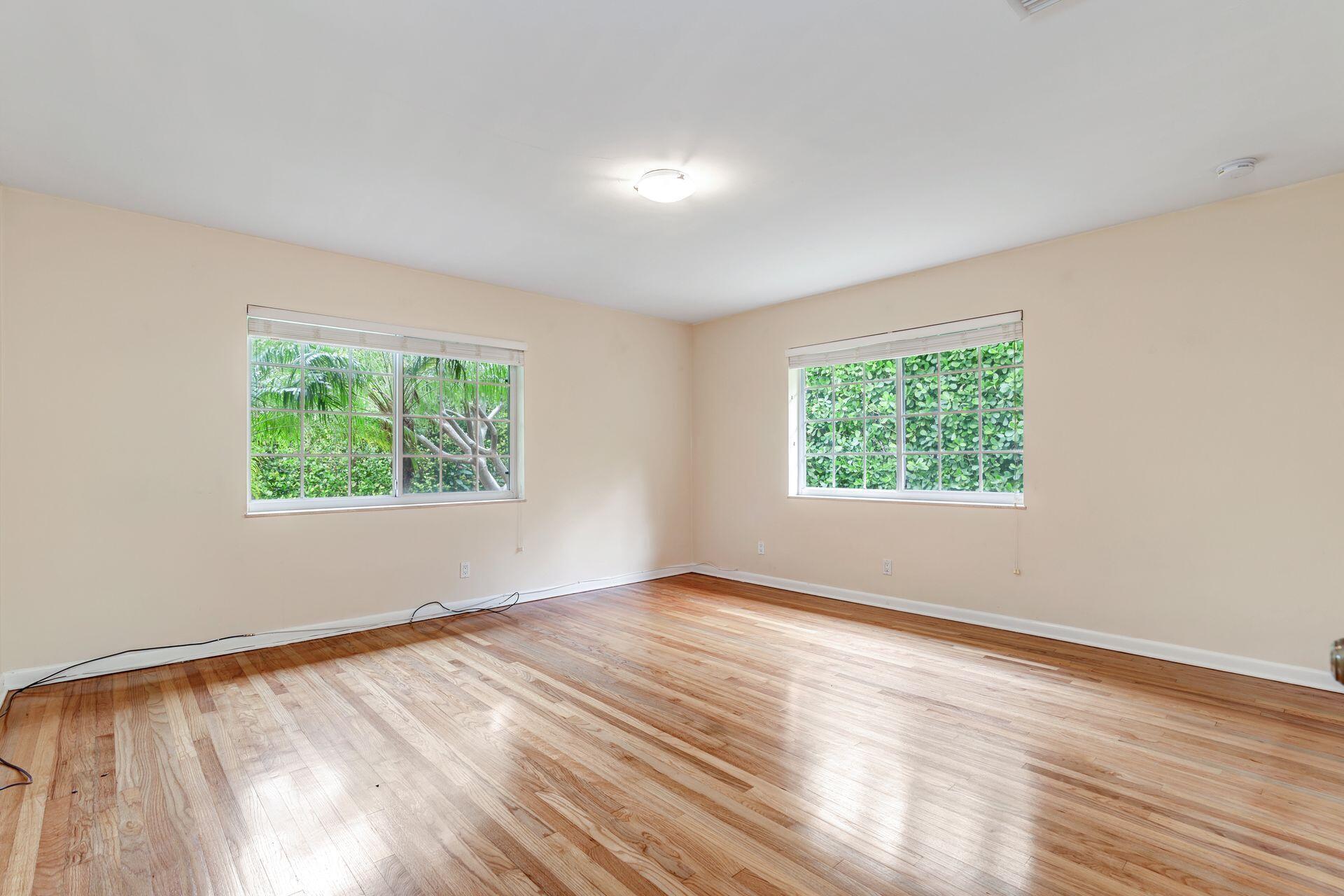118 Linda, West Palm Beach FL 33405