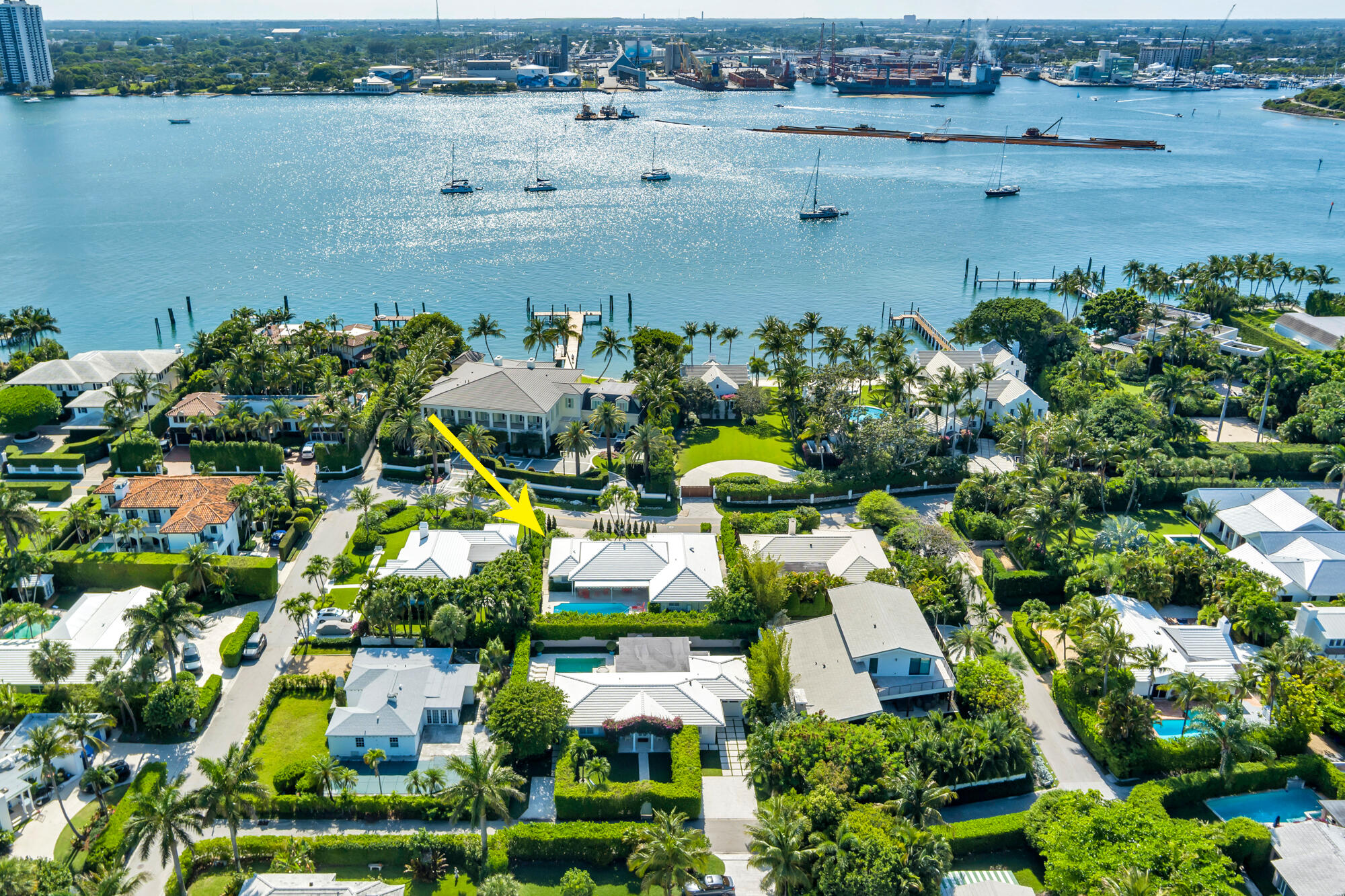 1465 N Lake, Palm Beach FL 33480