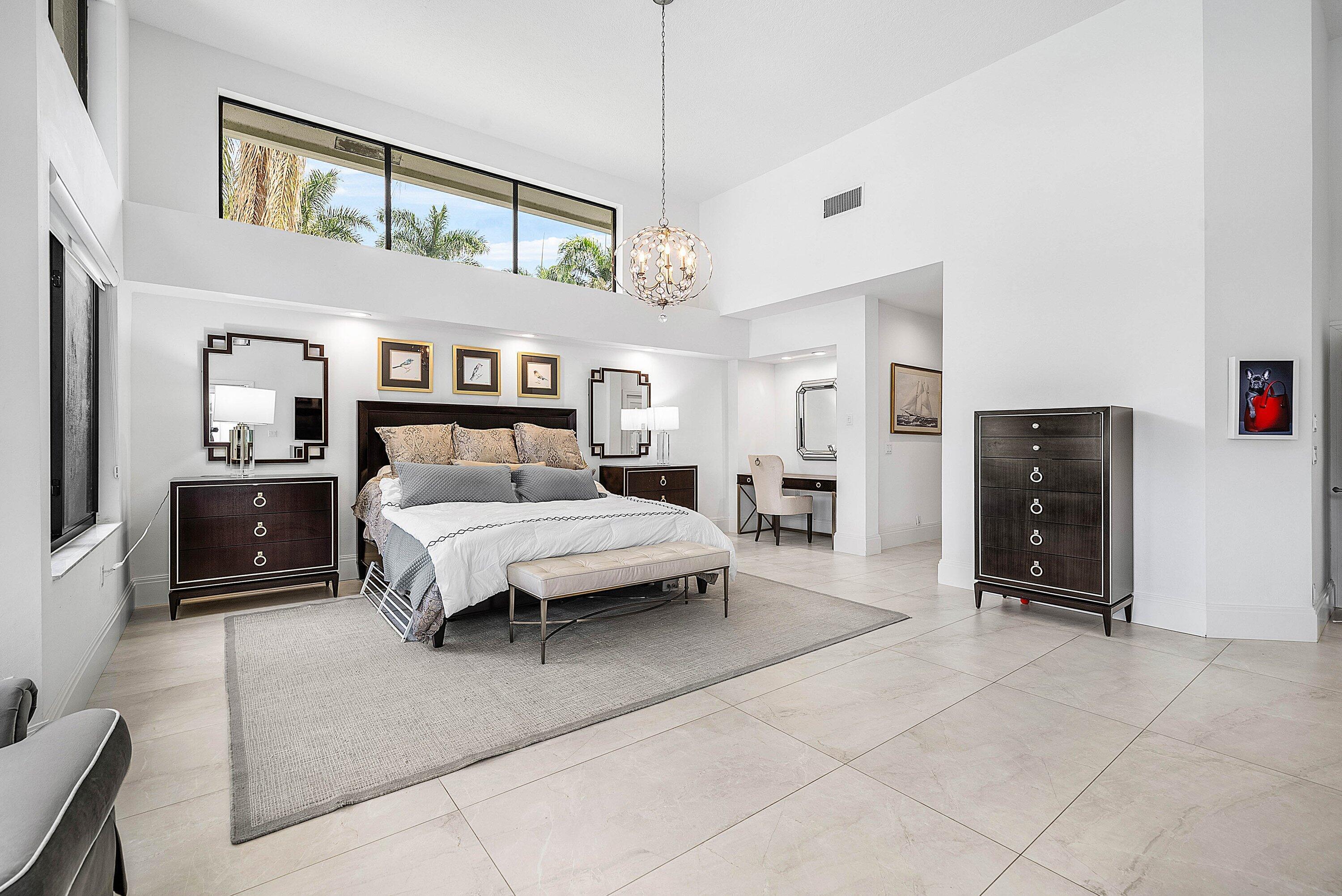 4976 Bocaire, Boca Raton FL 33487