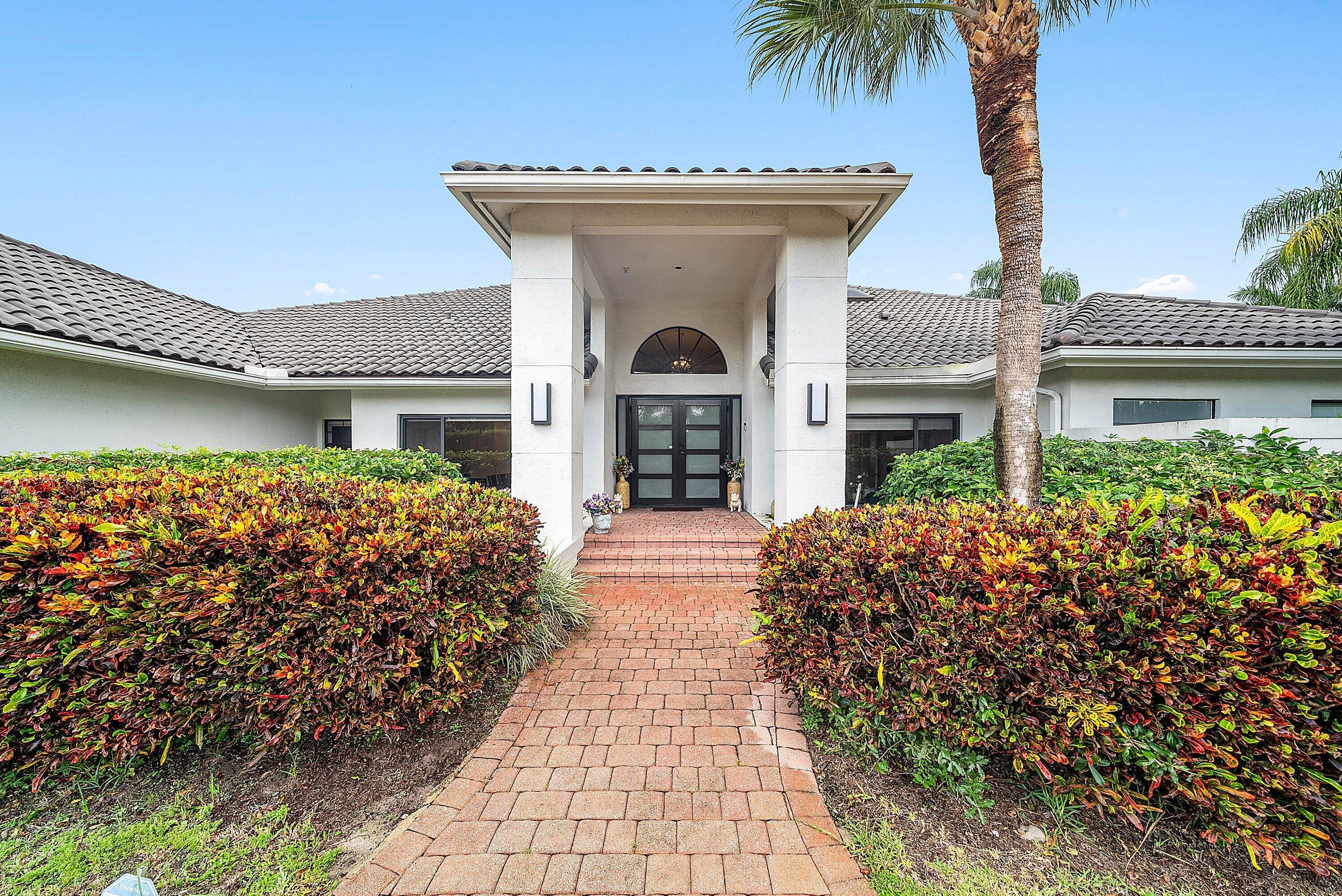 4976 Bocaire, Boca Raton FL 33487