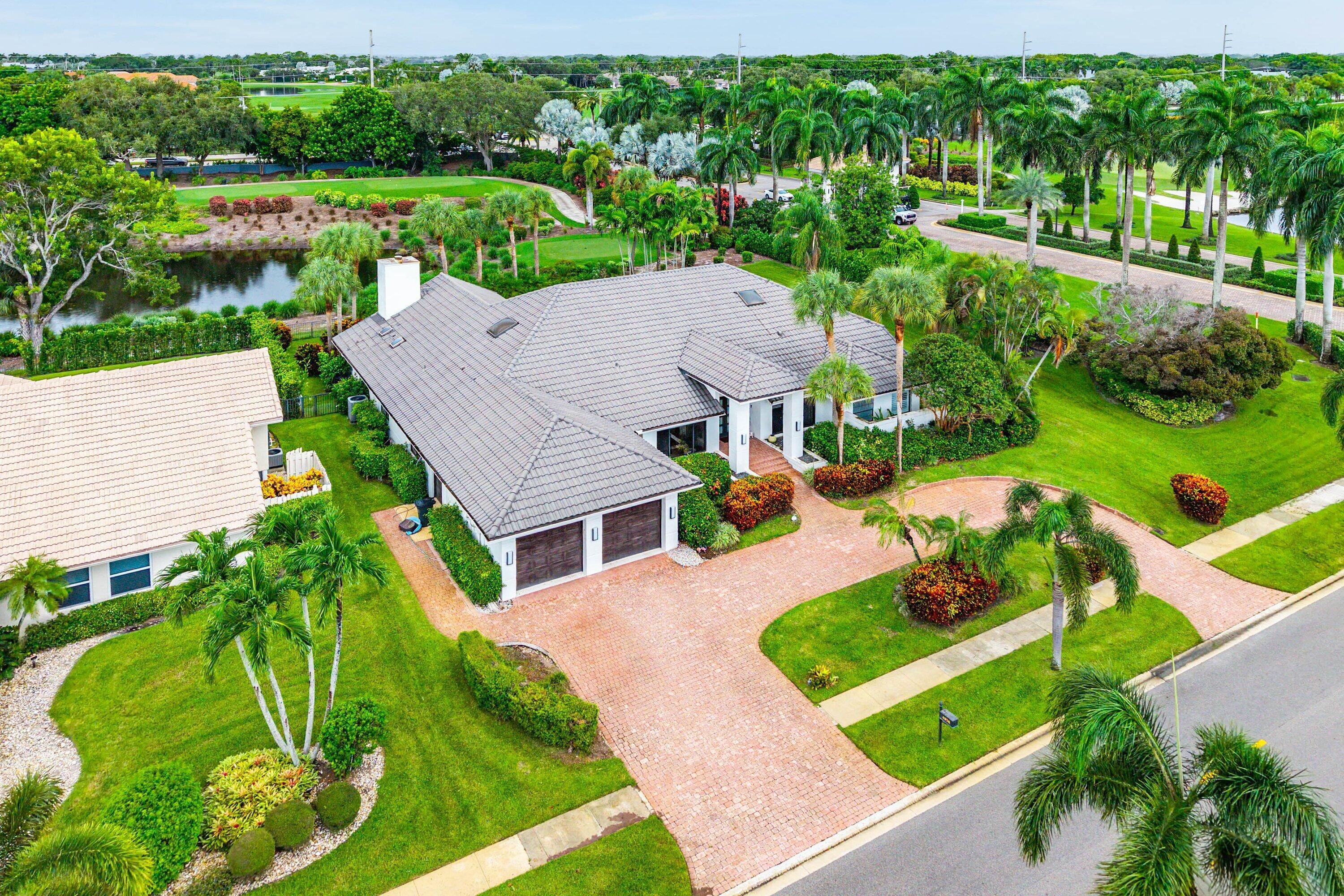 4976 Bocaire, Boca Raton FL 33487