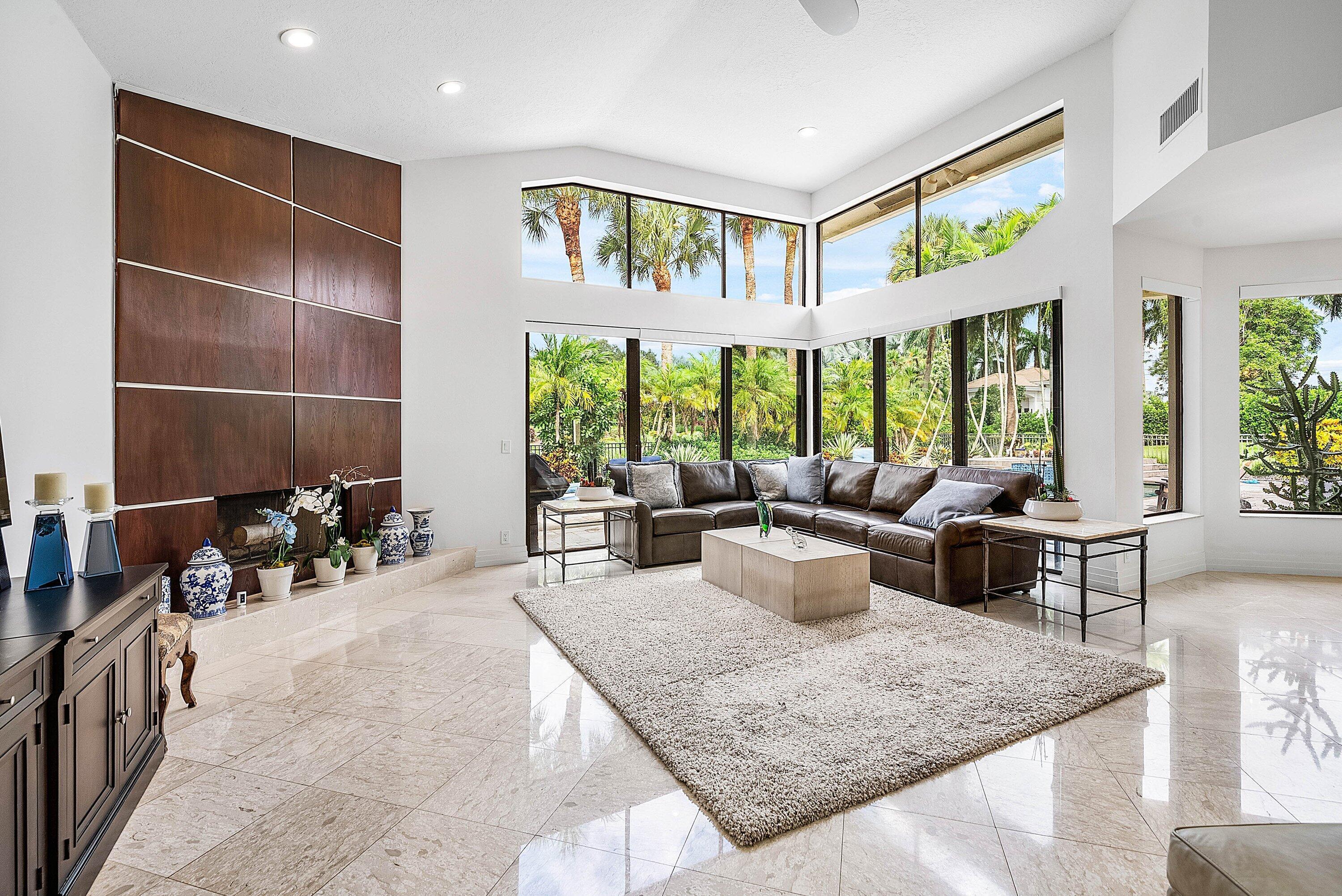 4976 Bocaire, Boca Raton FL 33487