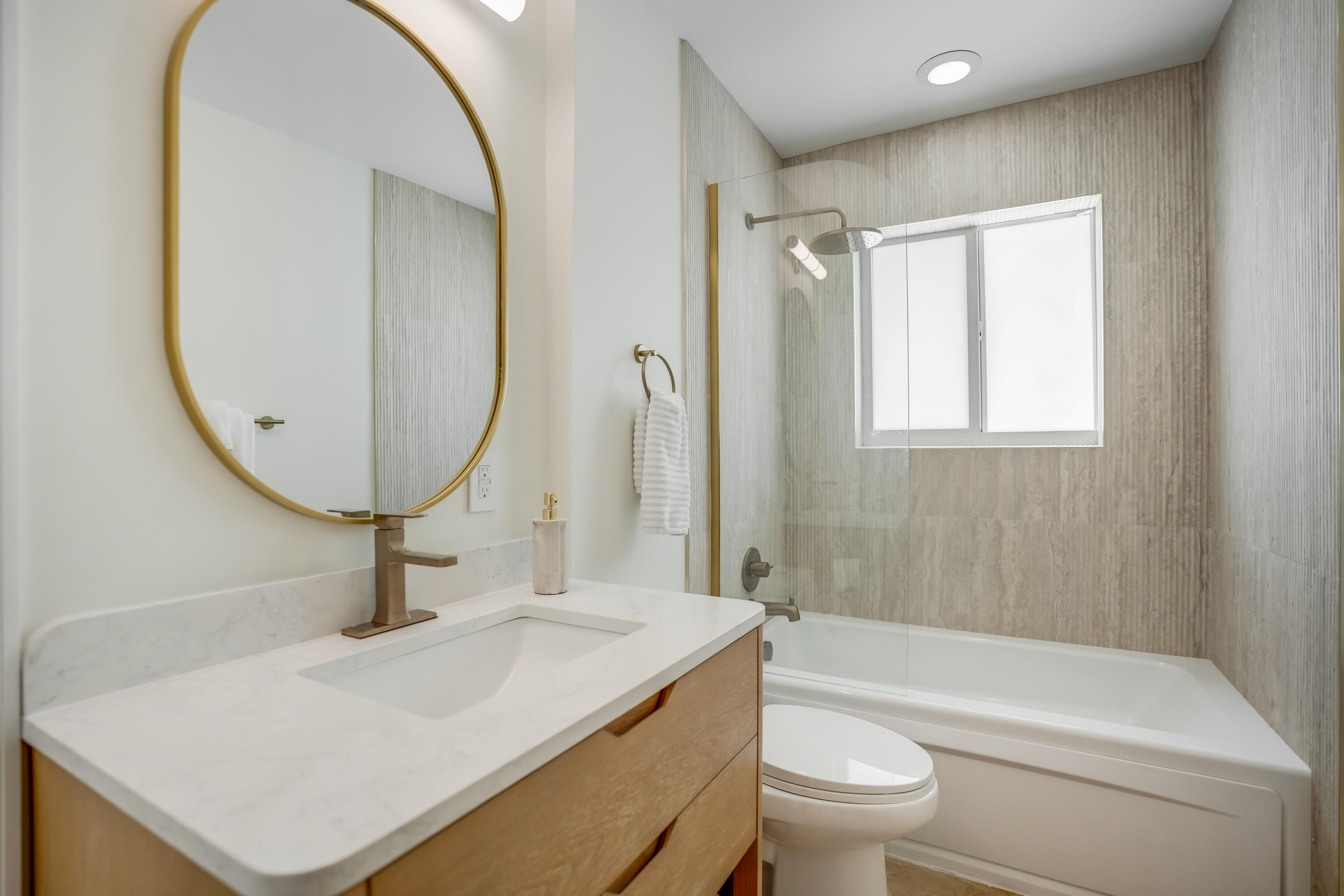 2400 N Riverside, Pompano Beach FL 33062