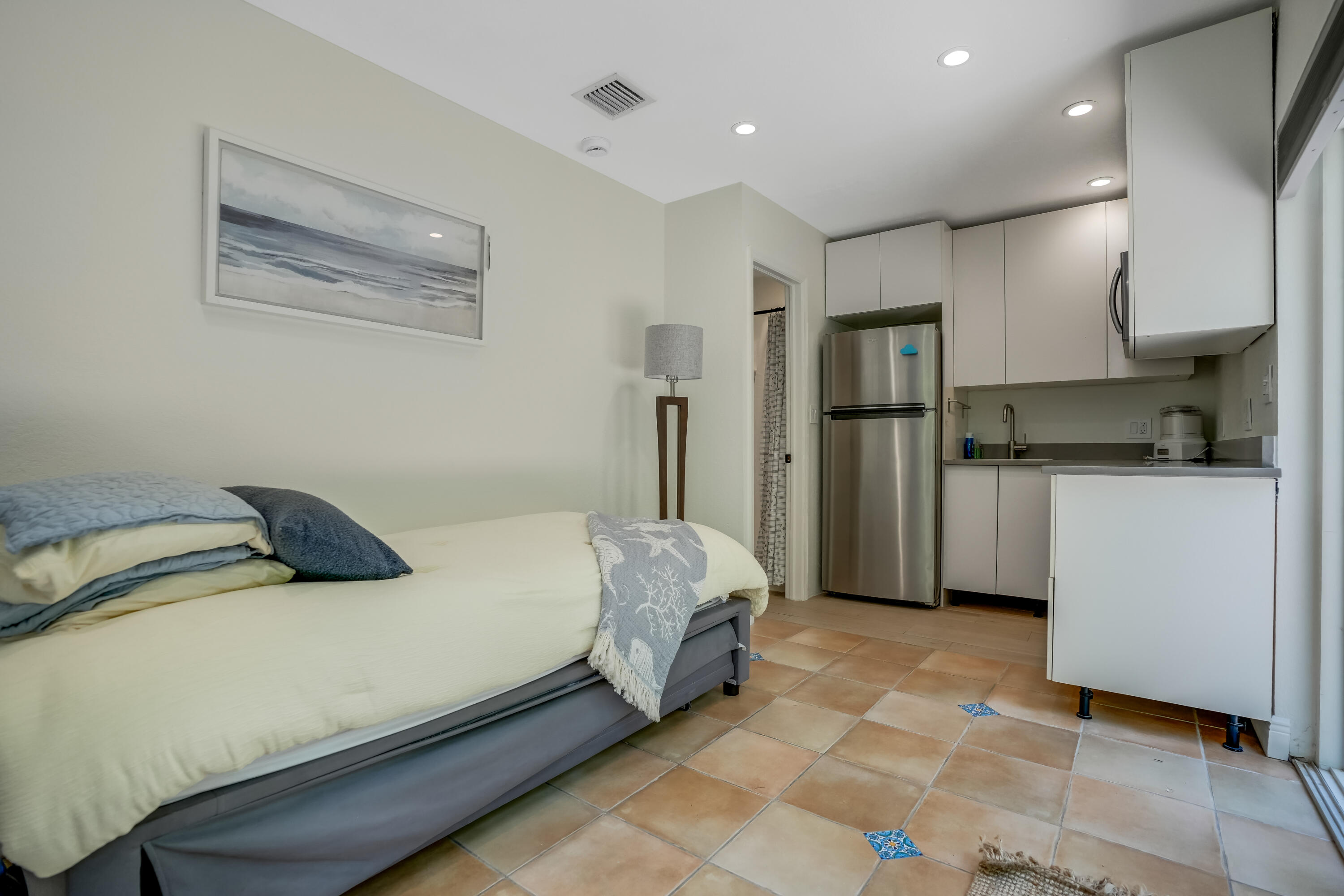 2400 N Riverside, Pompano Beach FL 33062