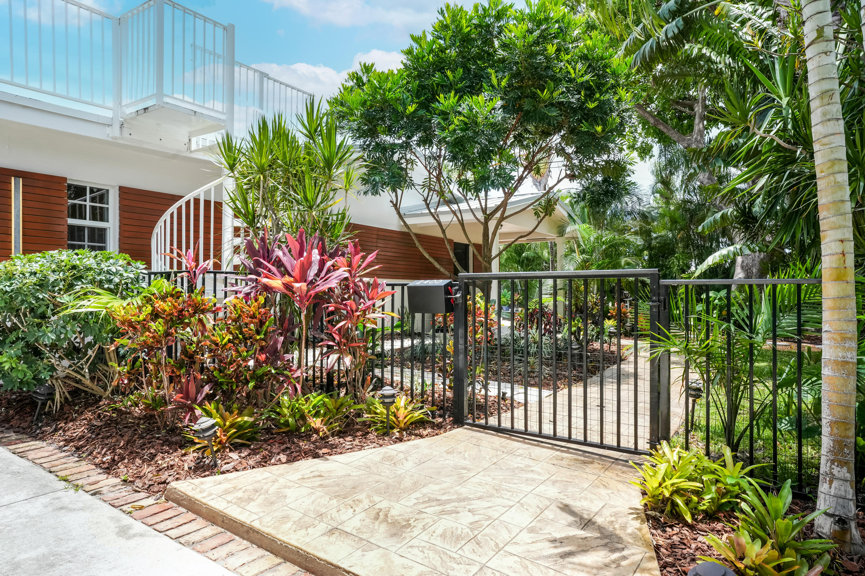2400 N Riverside, Pompano Beach FL 33062