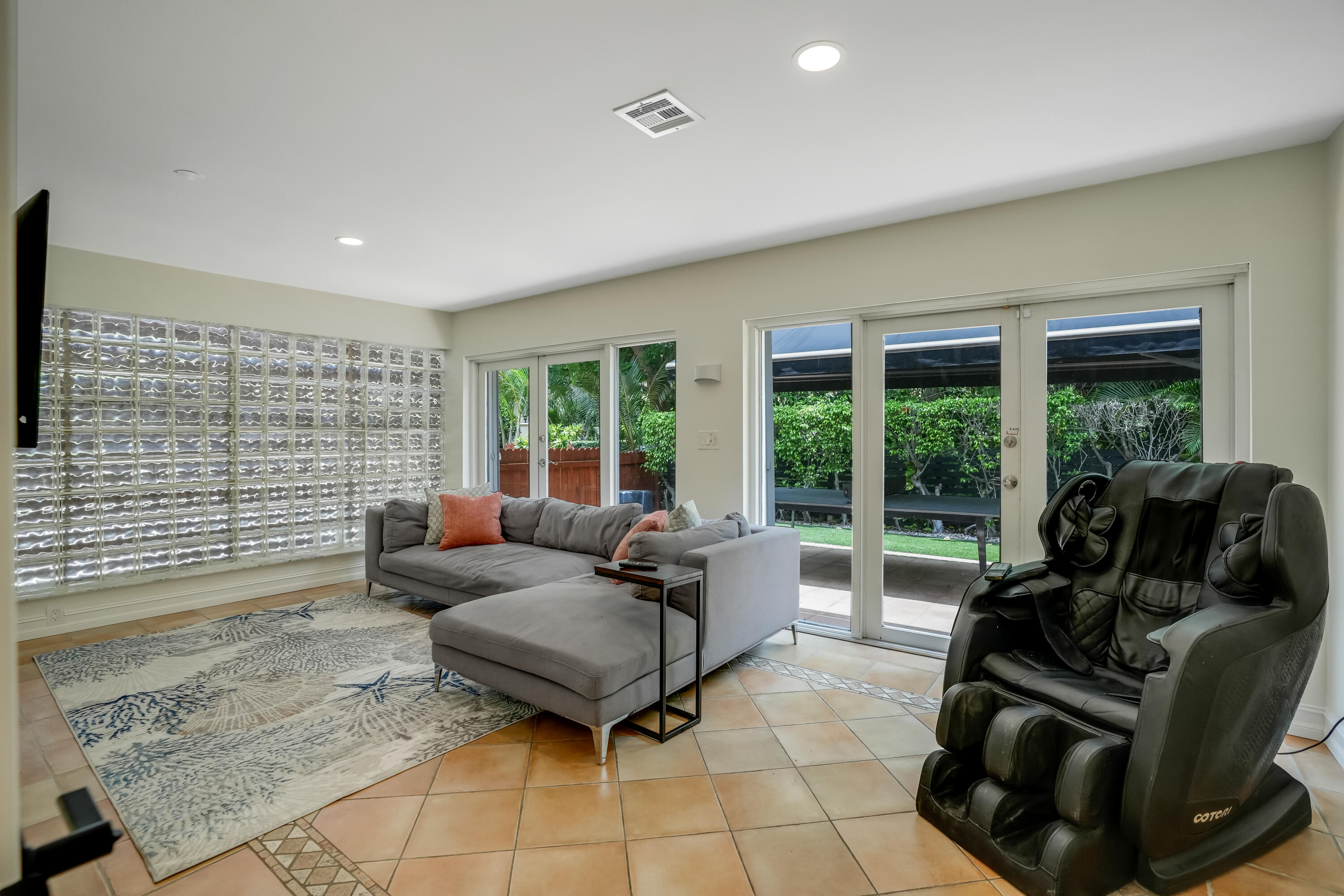 2400 N Riverside, Pompano Beach FL 33062