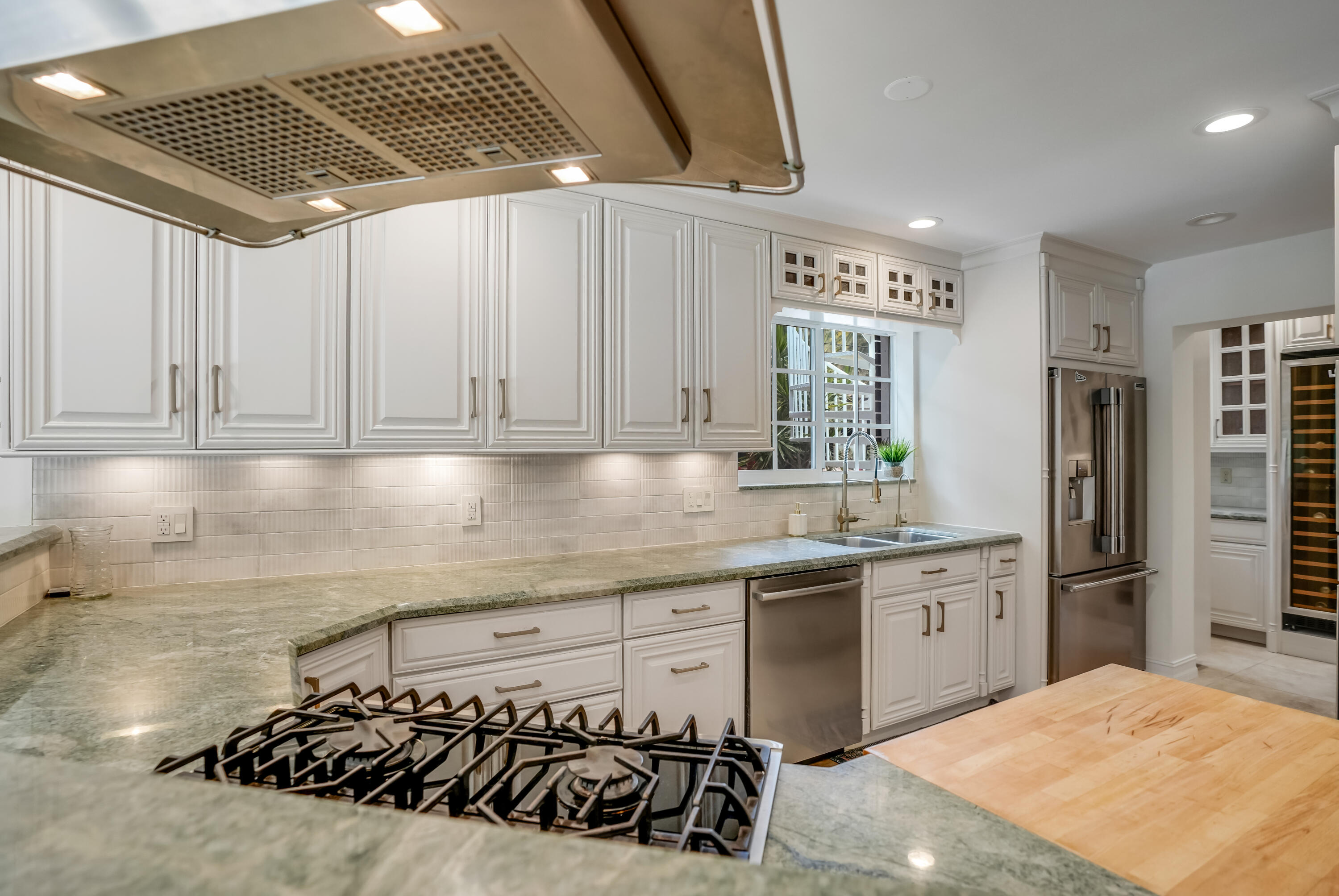 2400 N Riverside, Pompano Beach FL 33062
