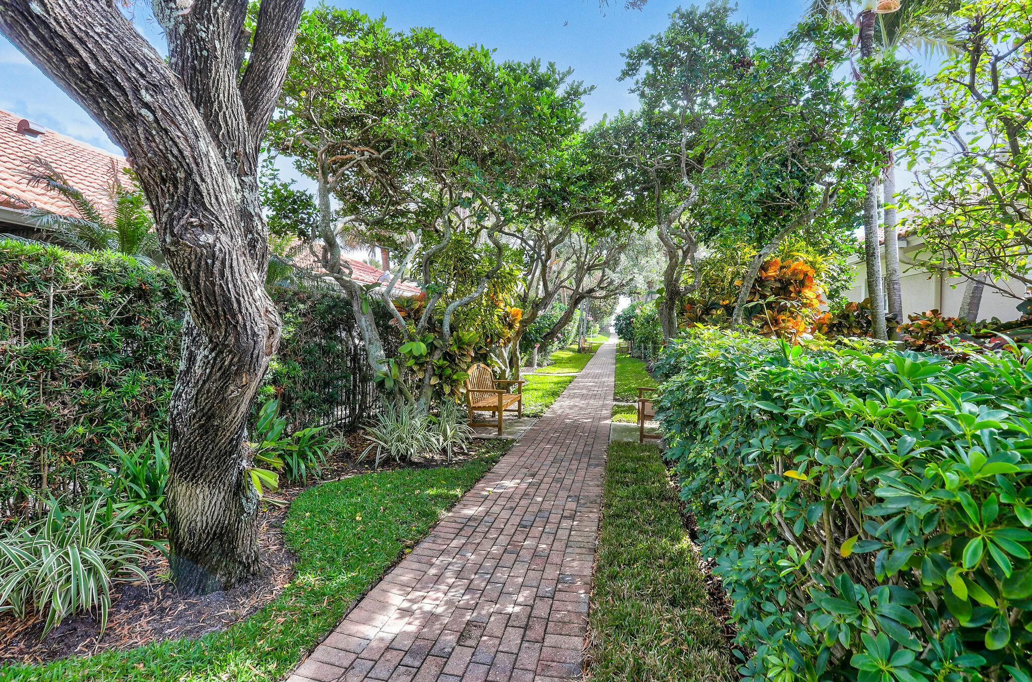 170 Beacon, Jupiter Inlet Colony FL 33469