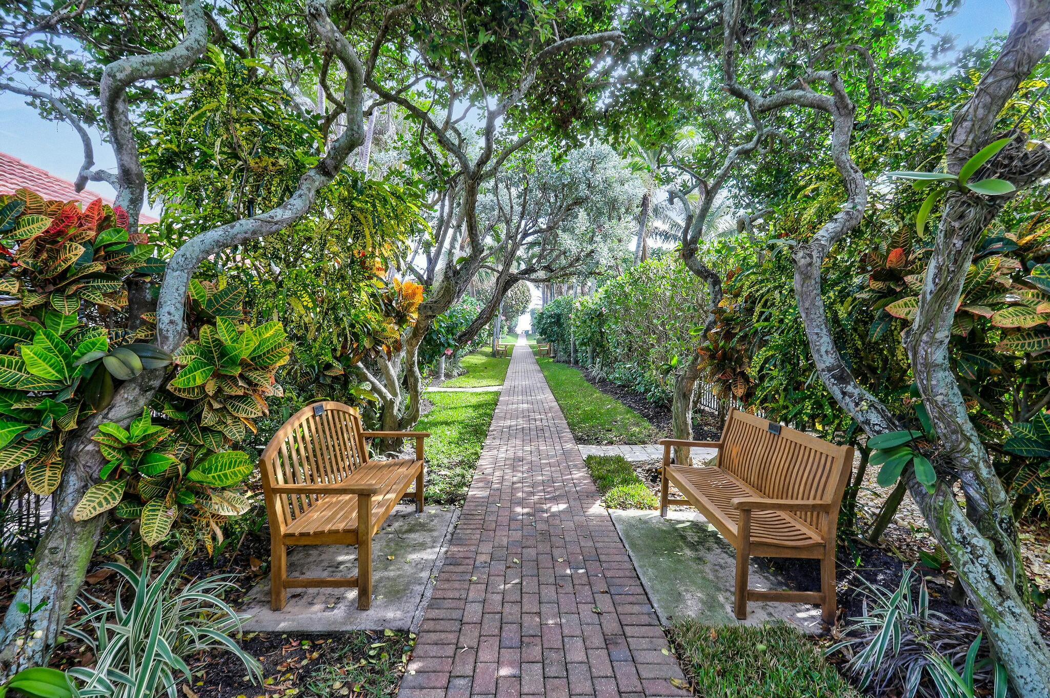 170 Beacon, Jupiter Inlet Colony FL 33469